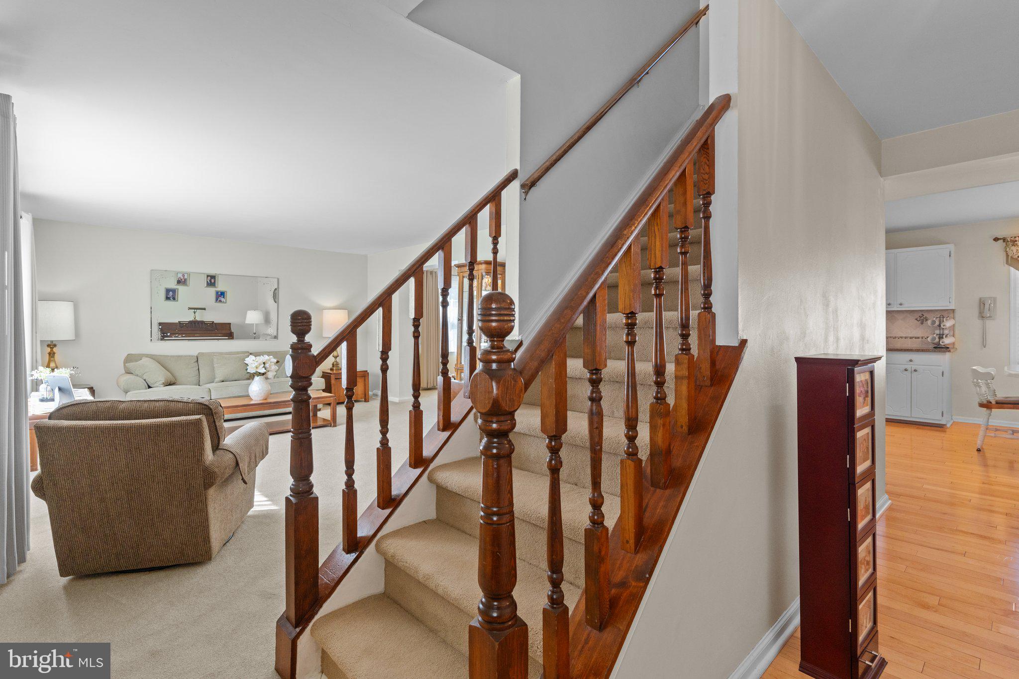 HEDGEROW WOODS - Residential