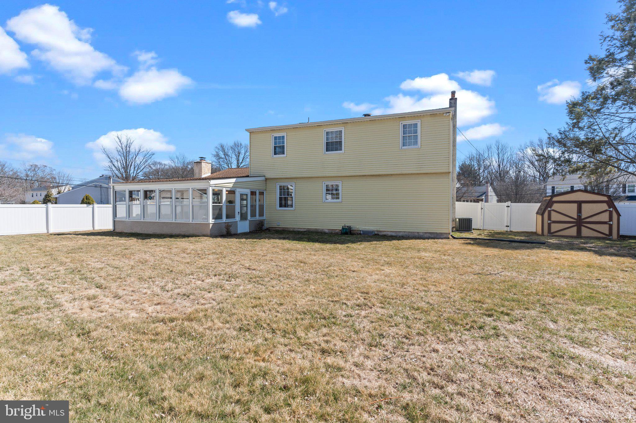 HEDGEROW WOODS - Residential