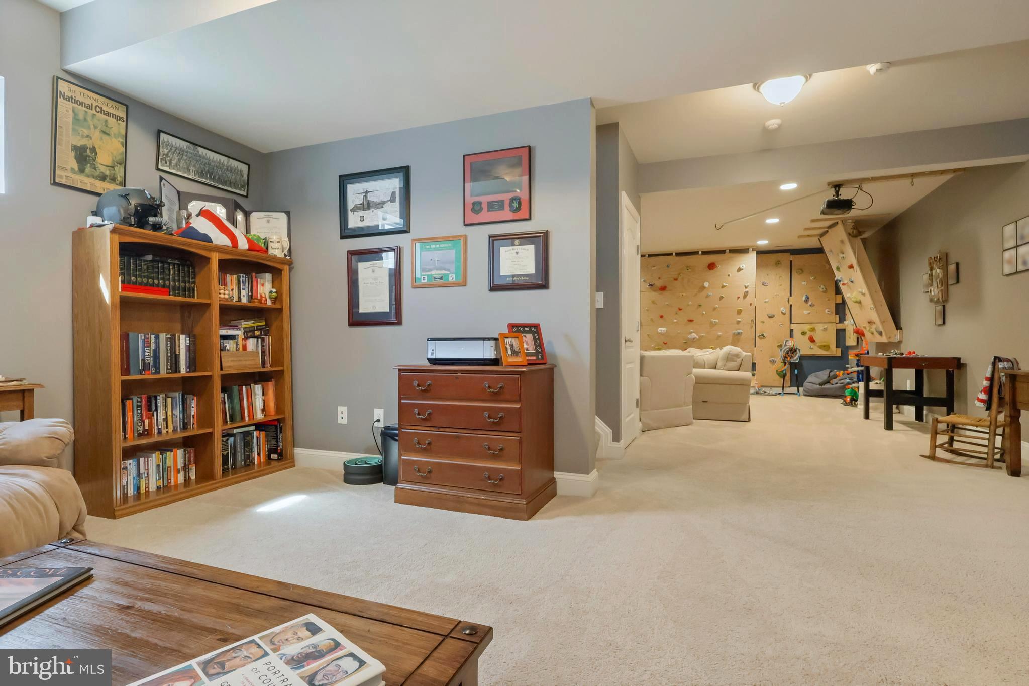 LEONARDS GRANT - Residential