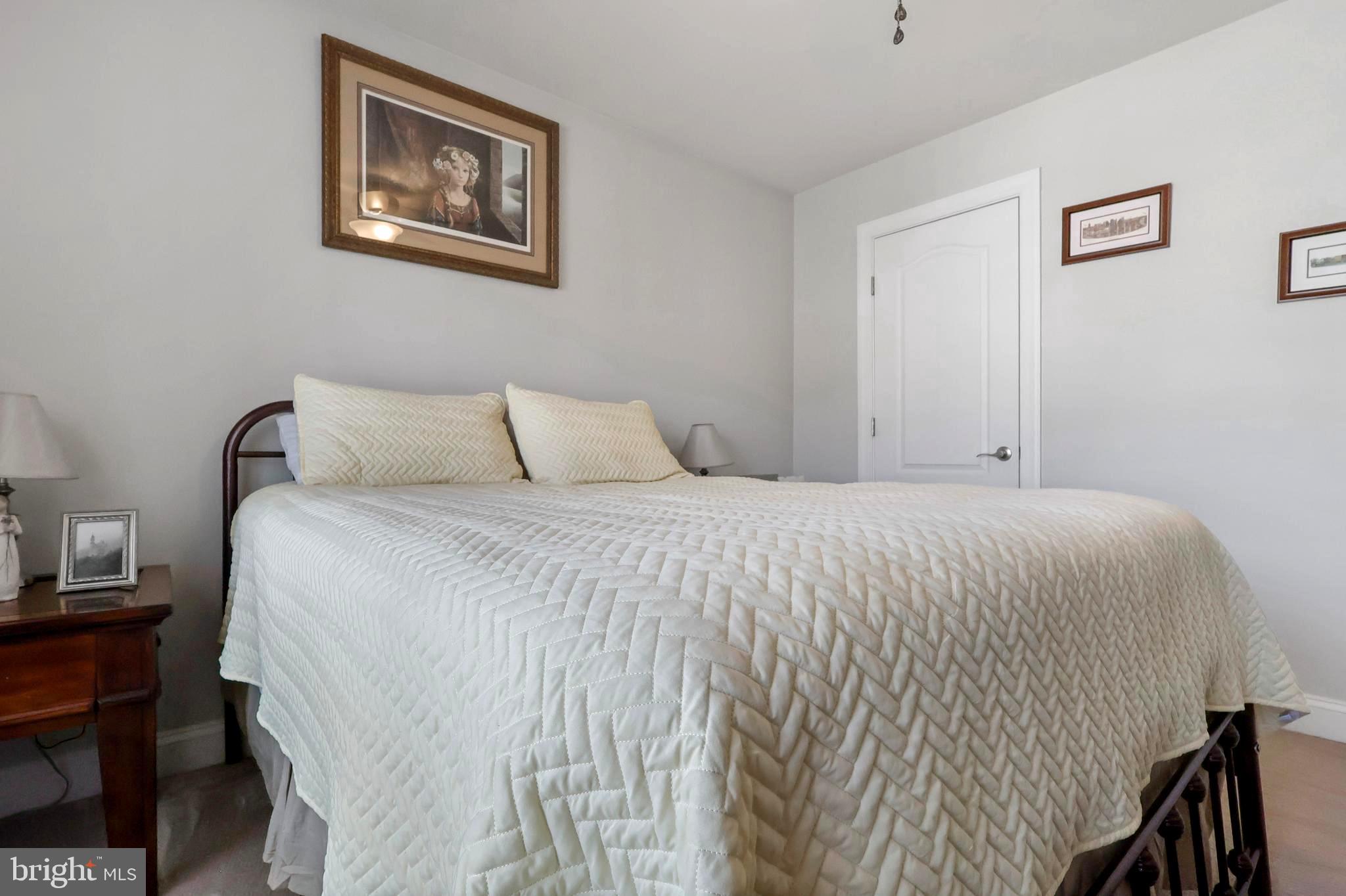 LEONARDS GRANT - Residential