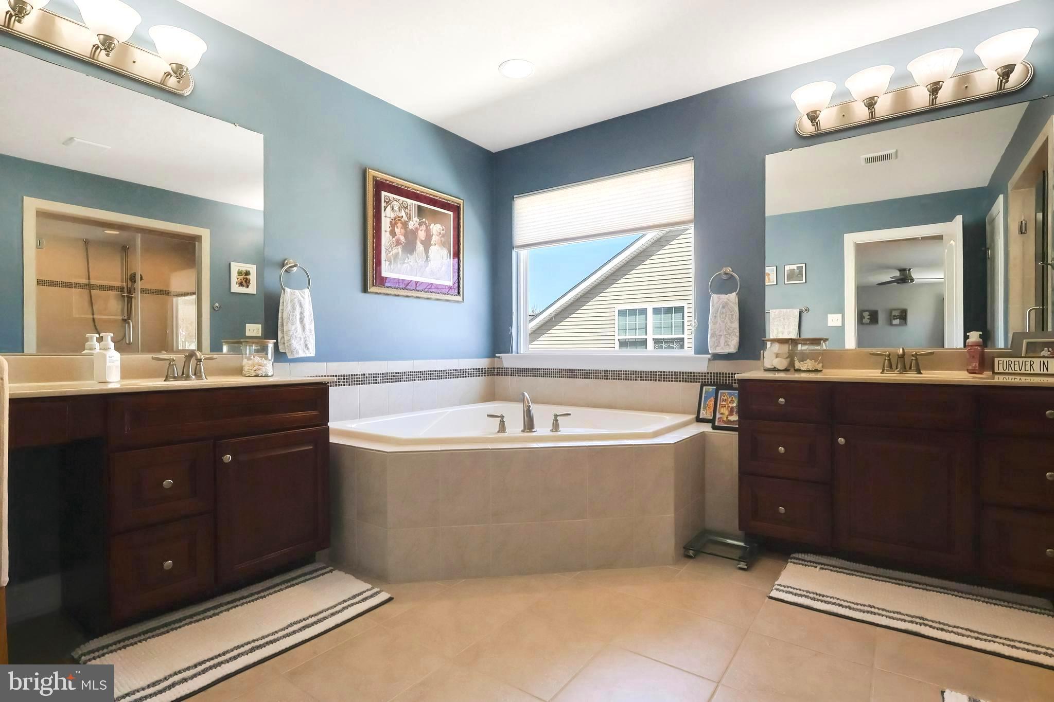 LEONARDS GRANT - Residential