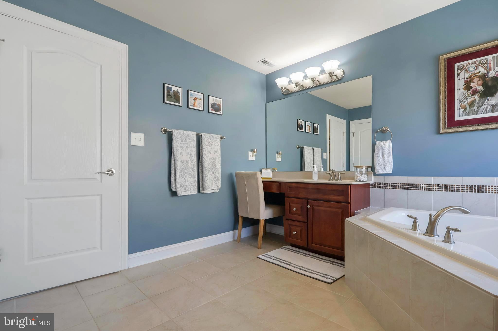 LEONARDS GRANT - Residential