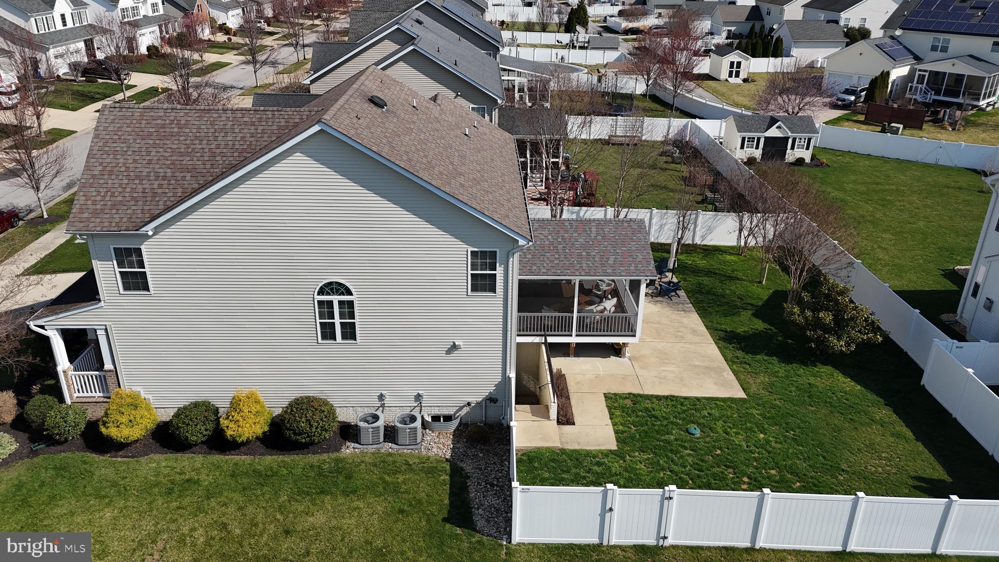 LEONARDS GRANT - Residential