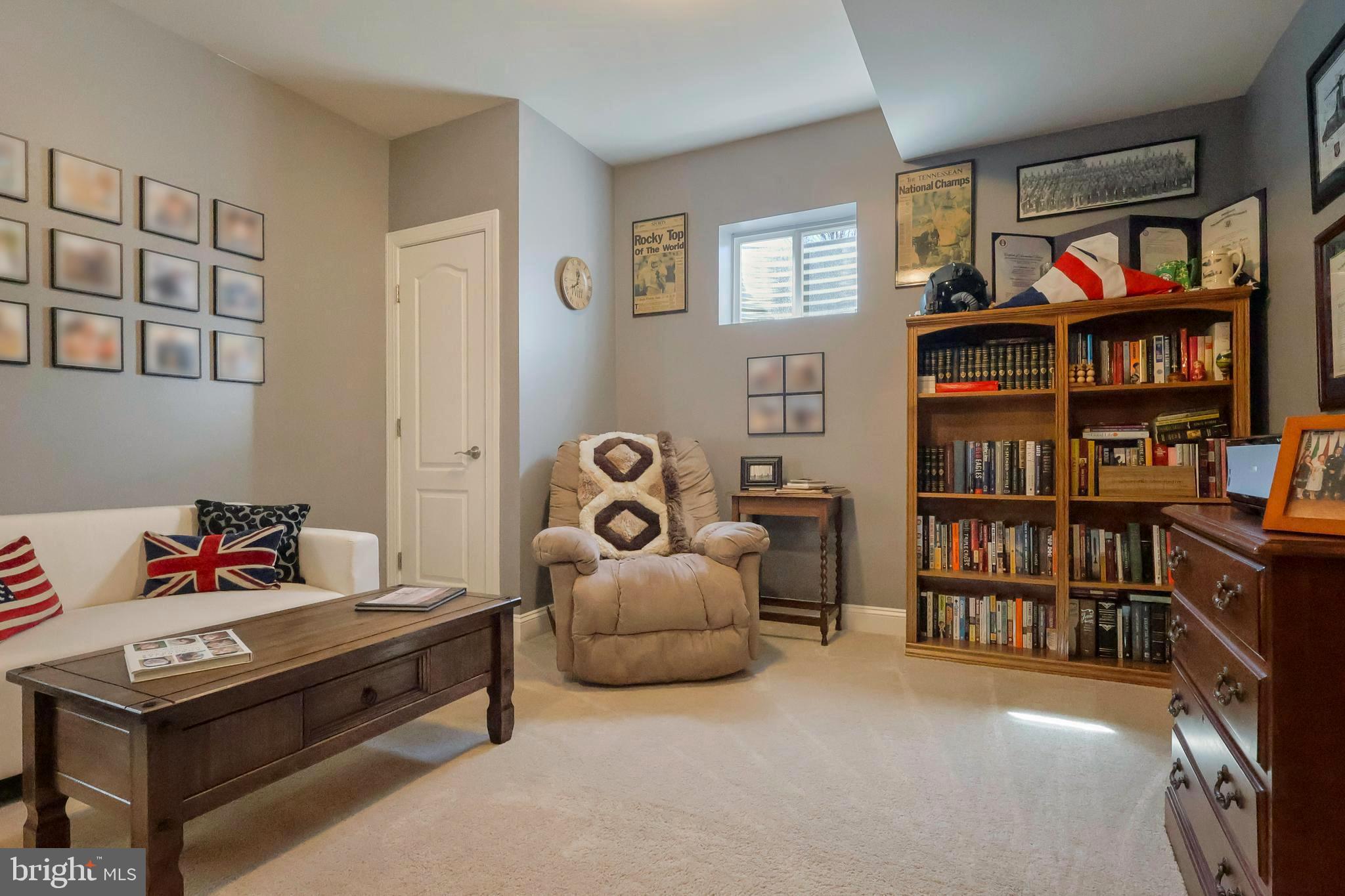 LEONARDS GRANT - Residential