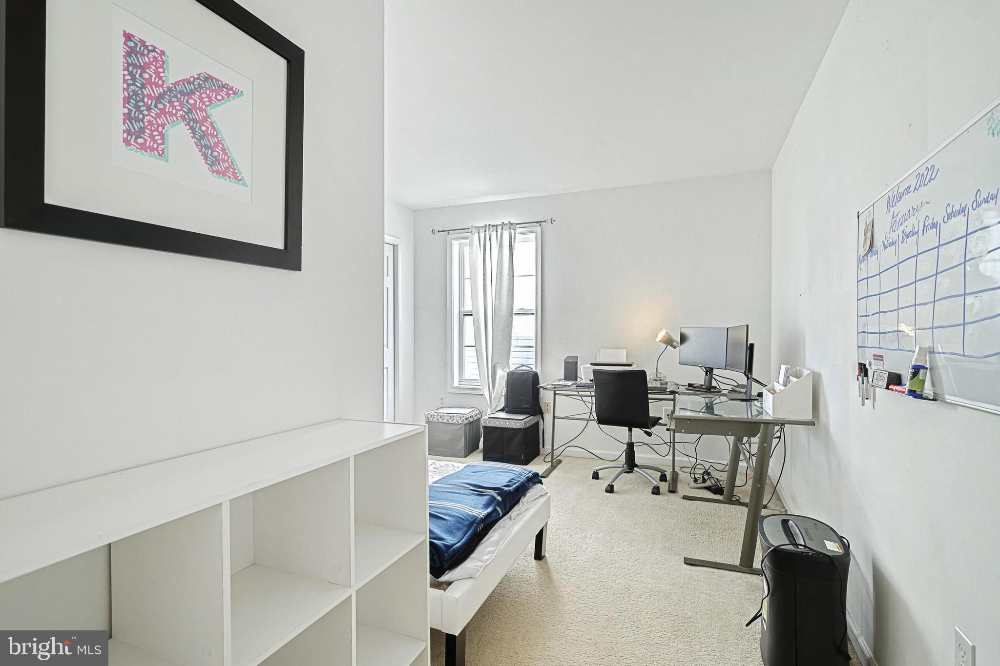 HAMPTON WOODS - Residential