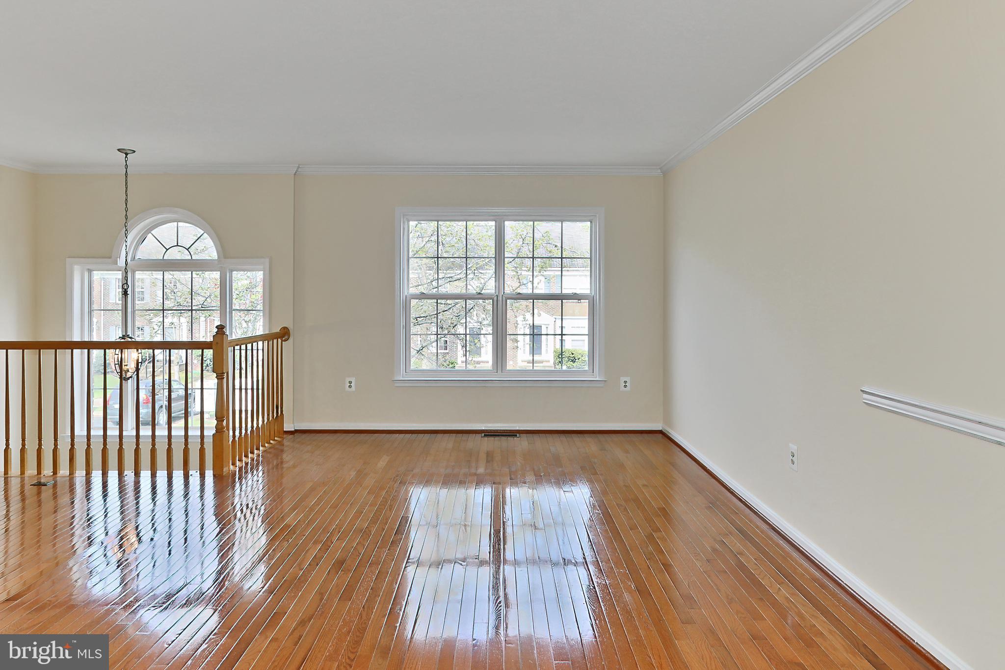 LAKE RIDGE CROSSING - Residential