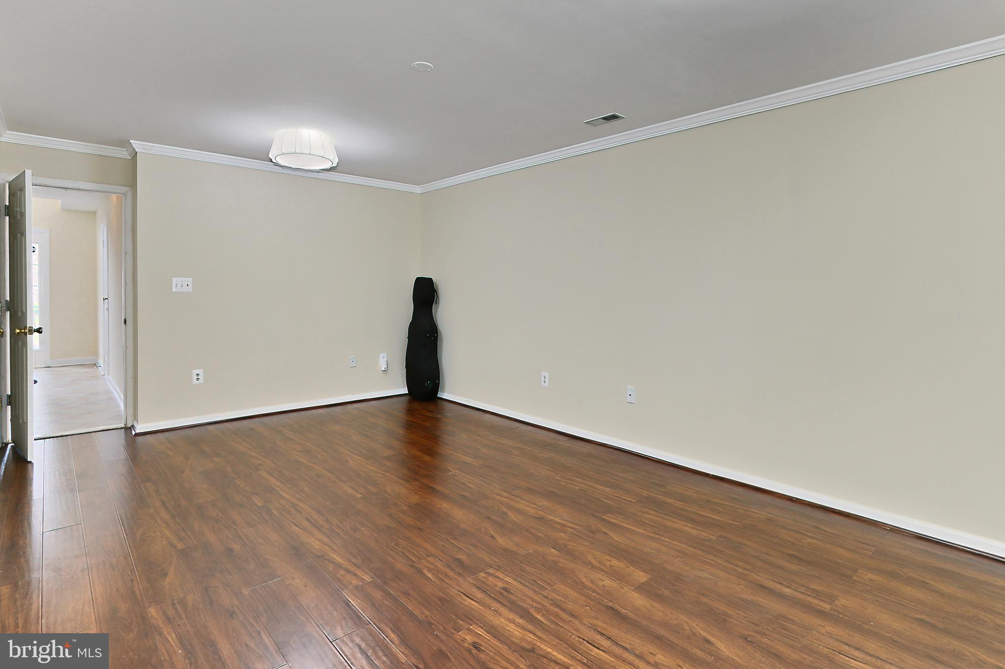 LAKE RIDGE CROSSING - Residential