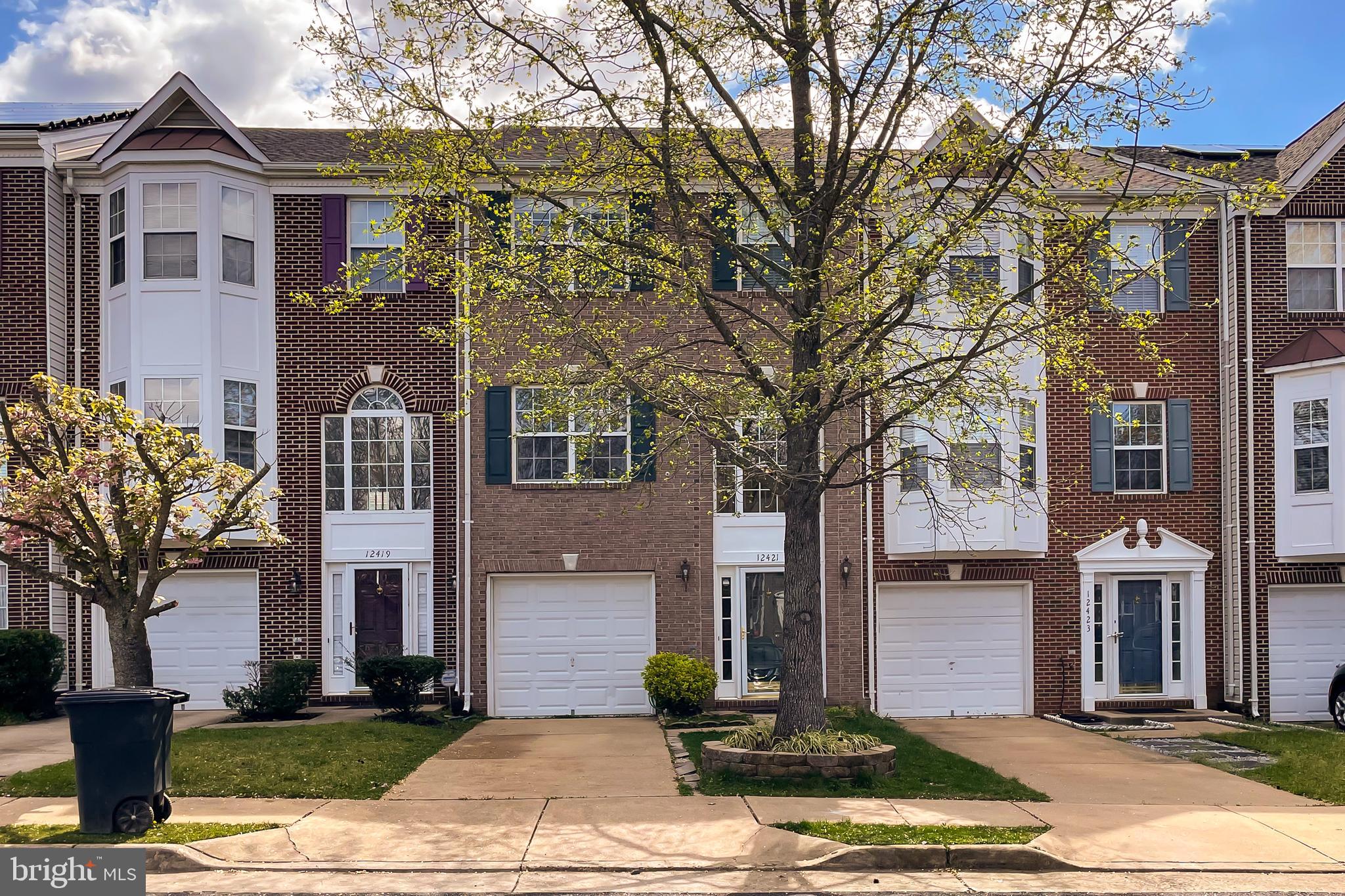 LAKE RIDGE CROSSING - Residential