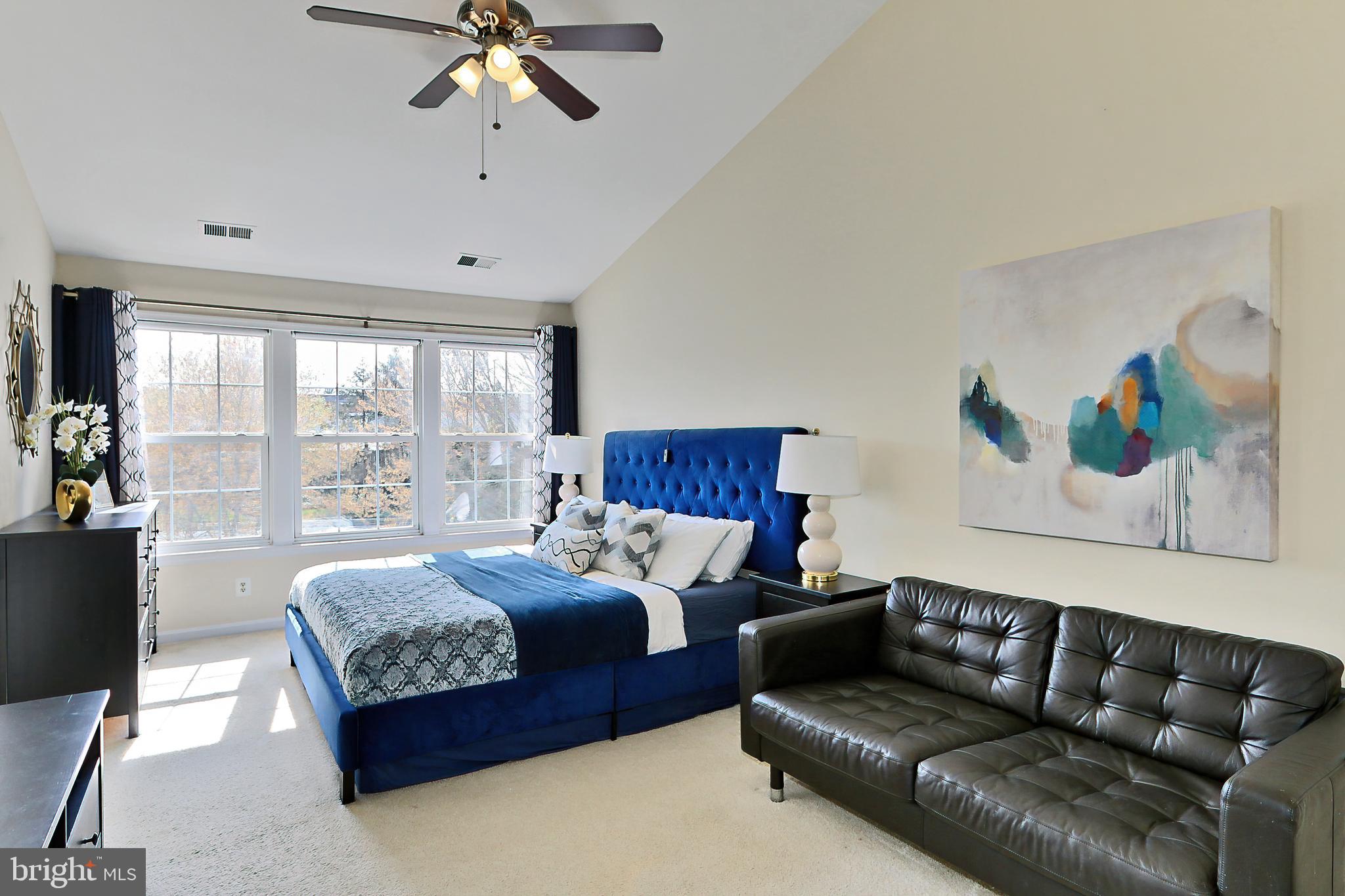 LAKE RIDGE CROSSING - Residential