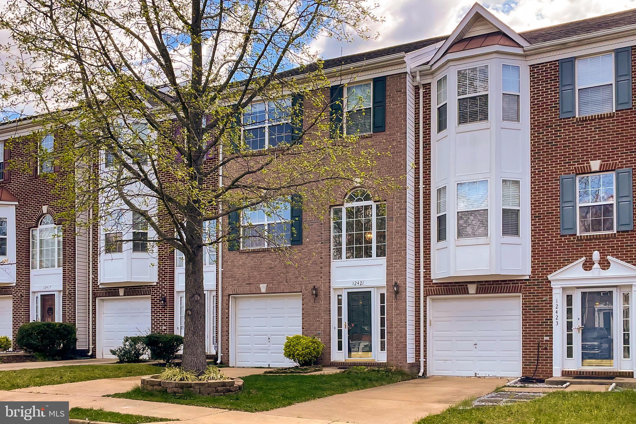 LAKE RIDGE CROSSING - Residential