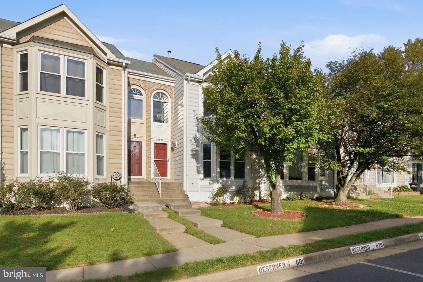 21881 SHALLOW ROCK SQUARE