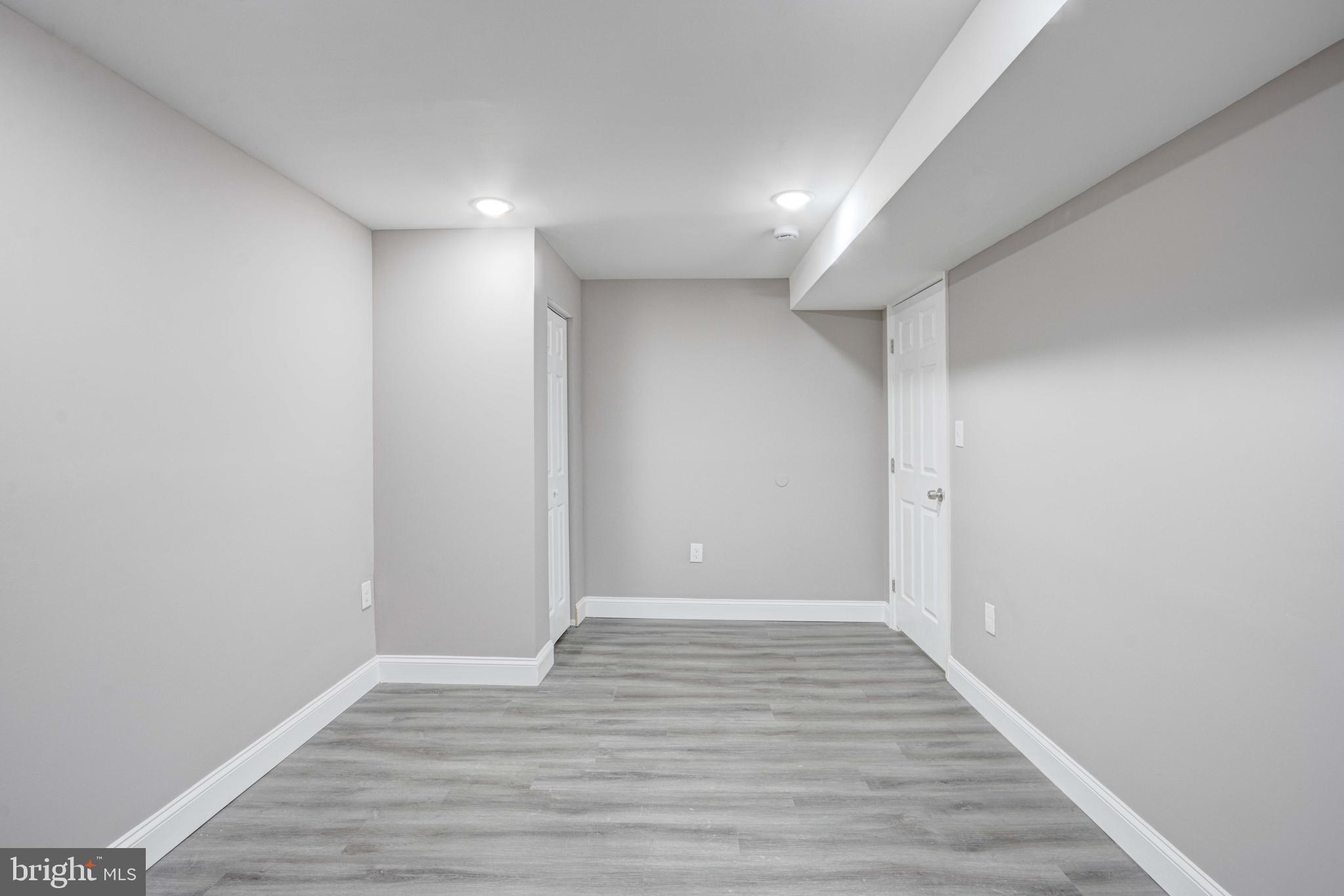 LANDSDOWNE - Residential