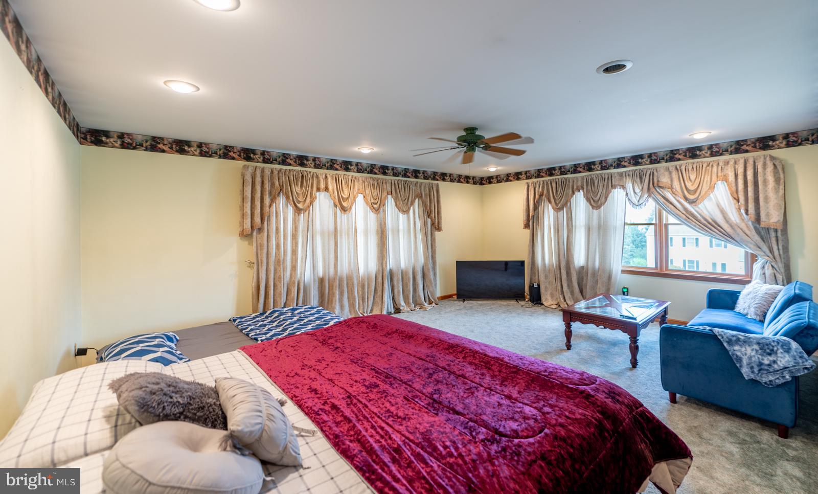 MANSION HEIGHTS - Residential