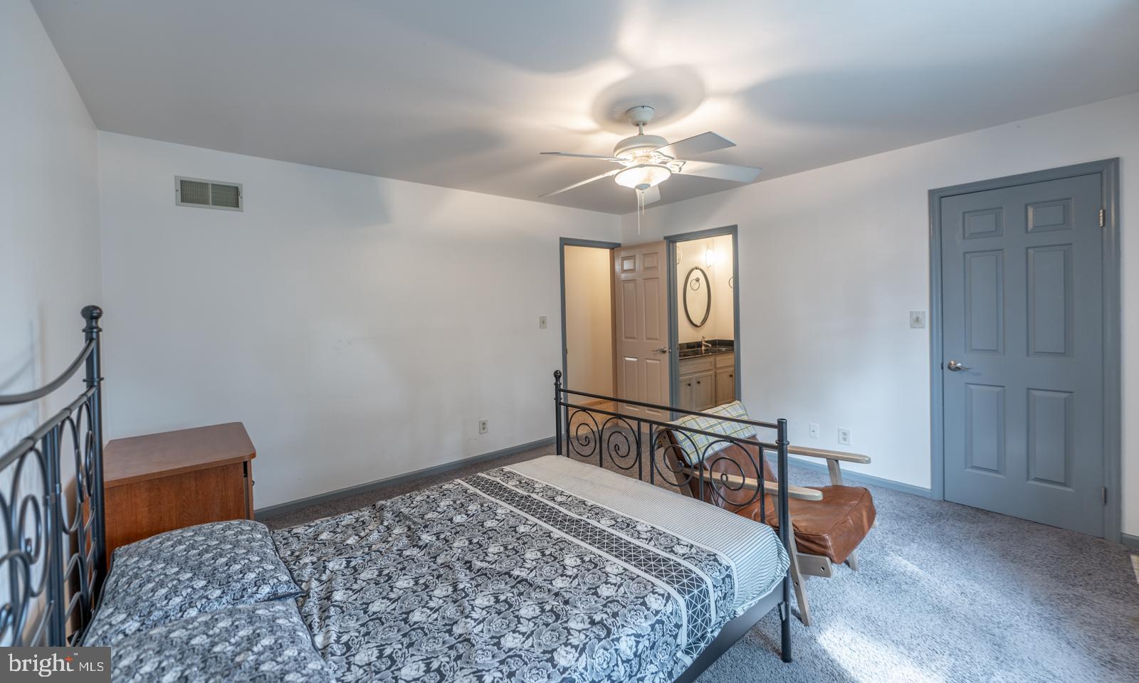 MANSION HEIGHTS - Residential