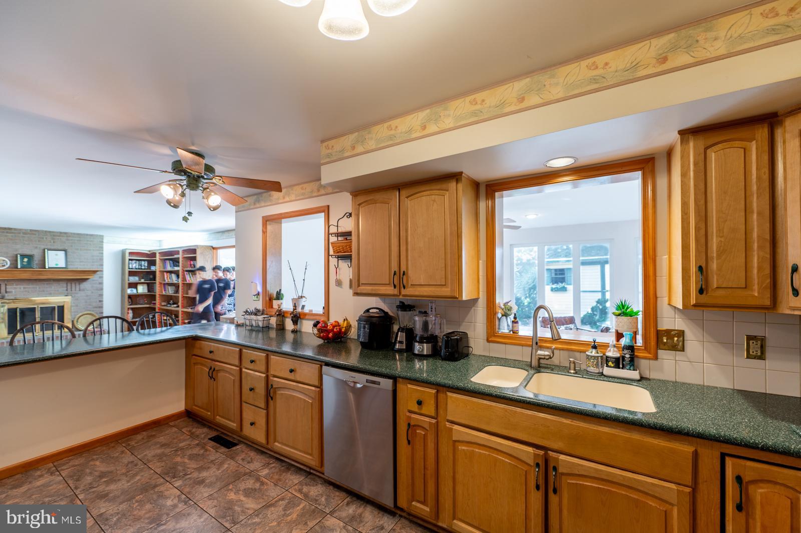 MANSION HEIGHTS - Residential