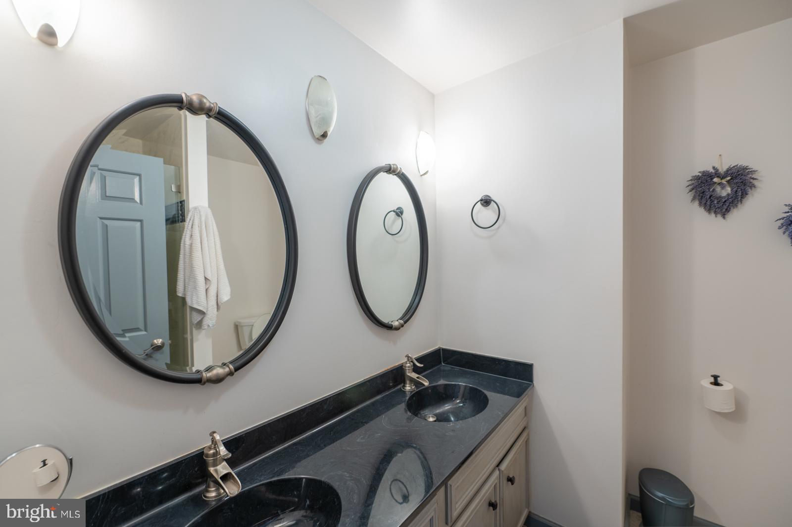 MANSION HEIGHTS - Residential