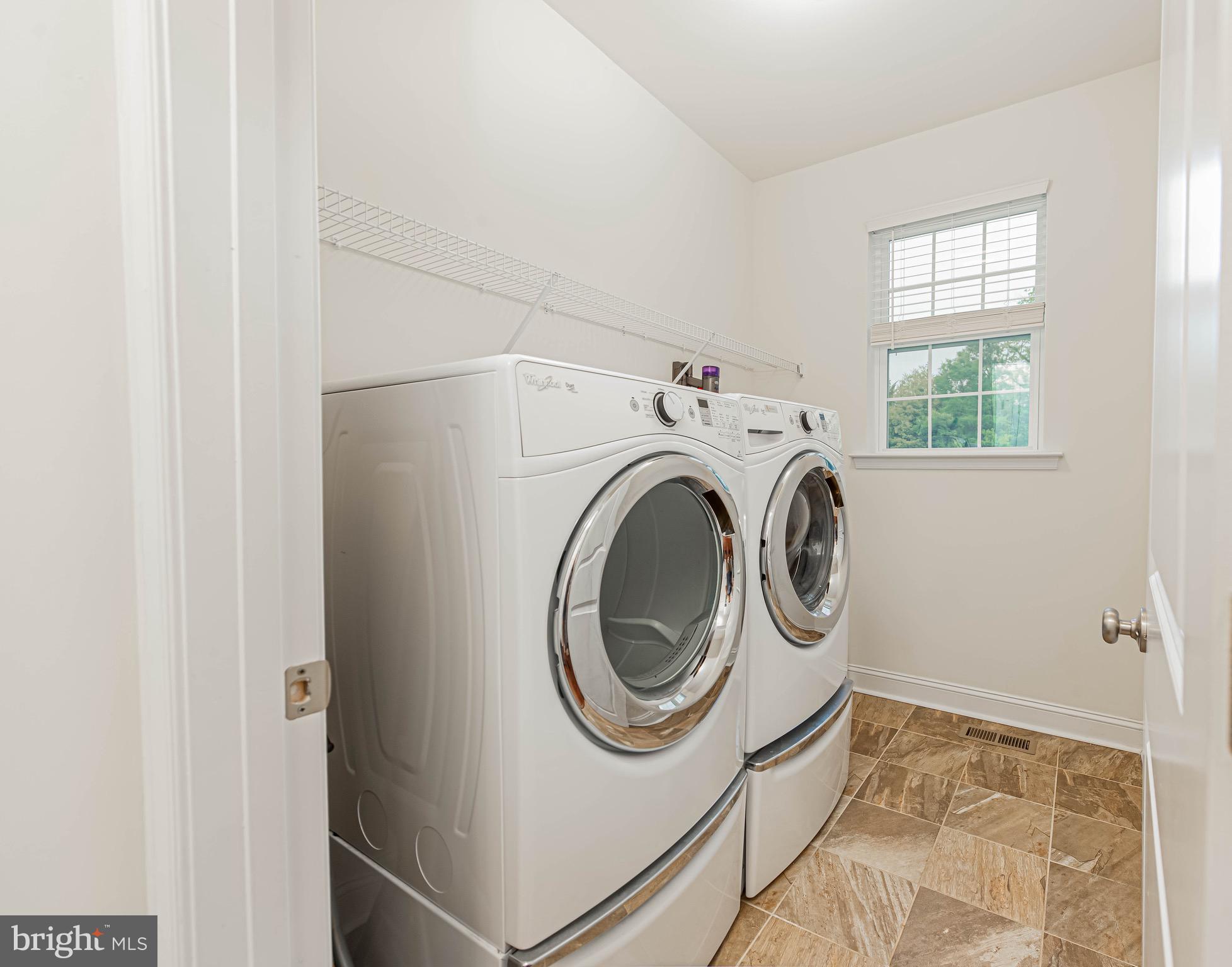 CEDAR GROVE - Residential