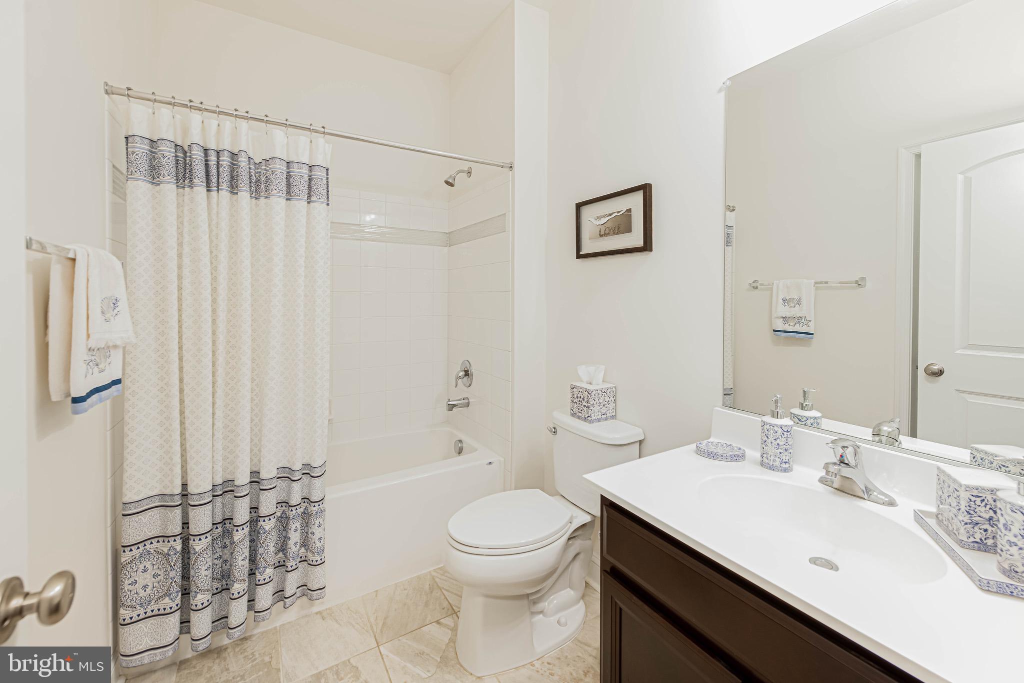 CEDAR GROVE - Residential