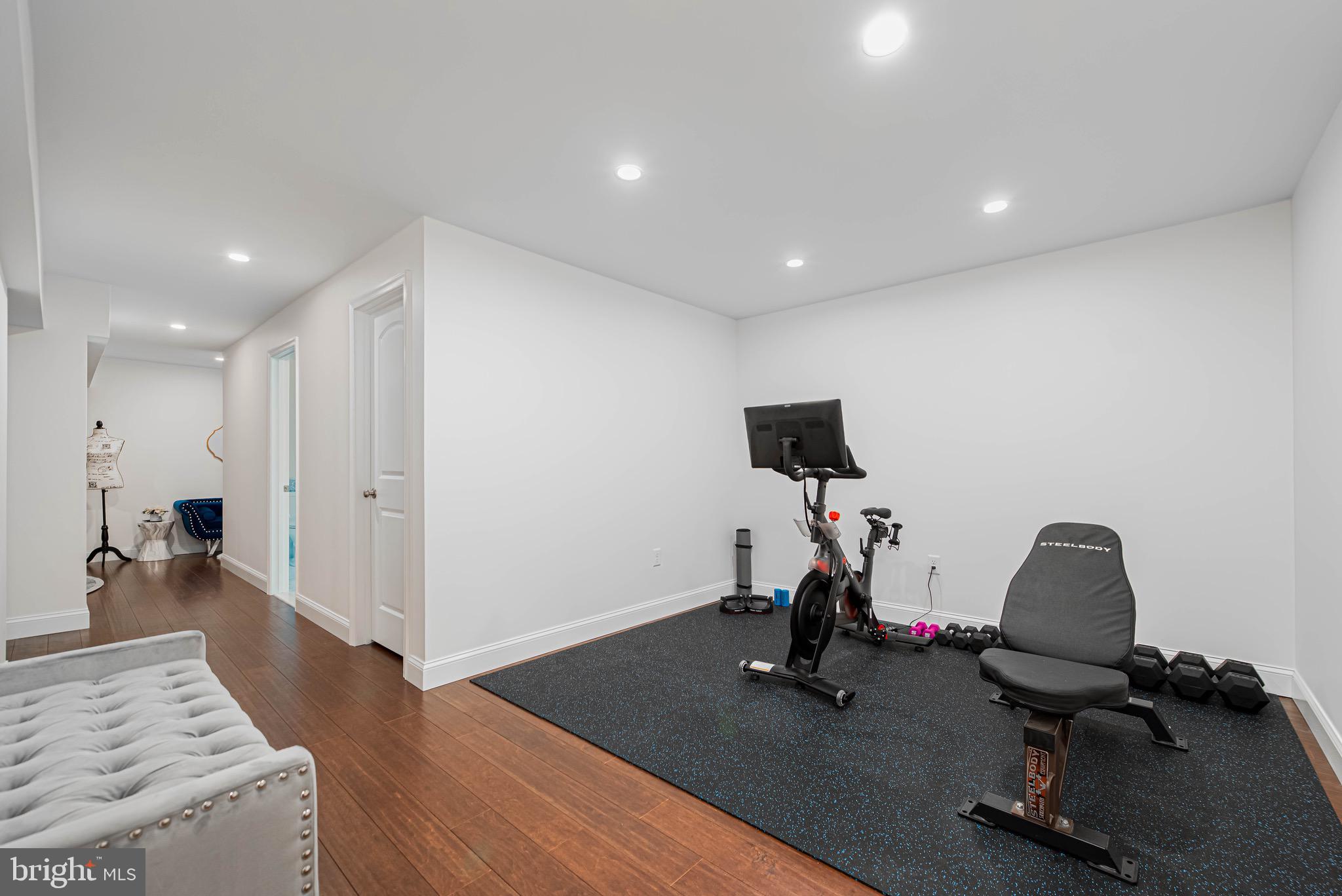 CEDAR GROVE - Residential