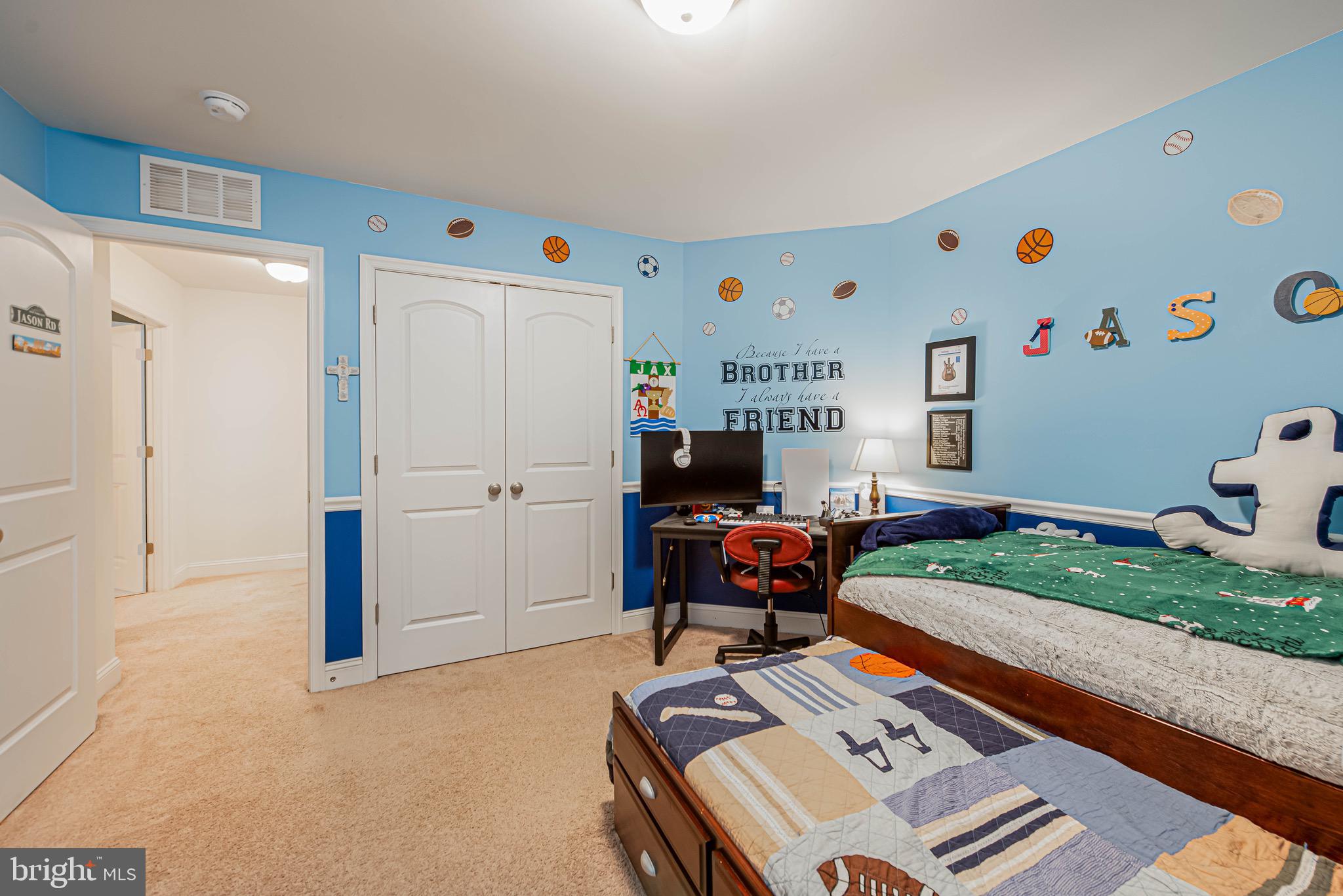 CEDAR GROVE - Residential