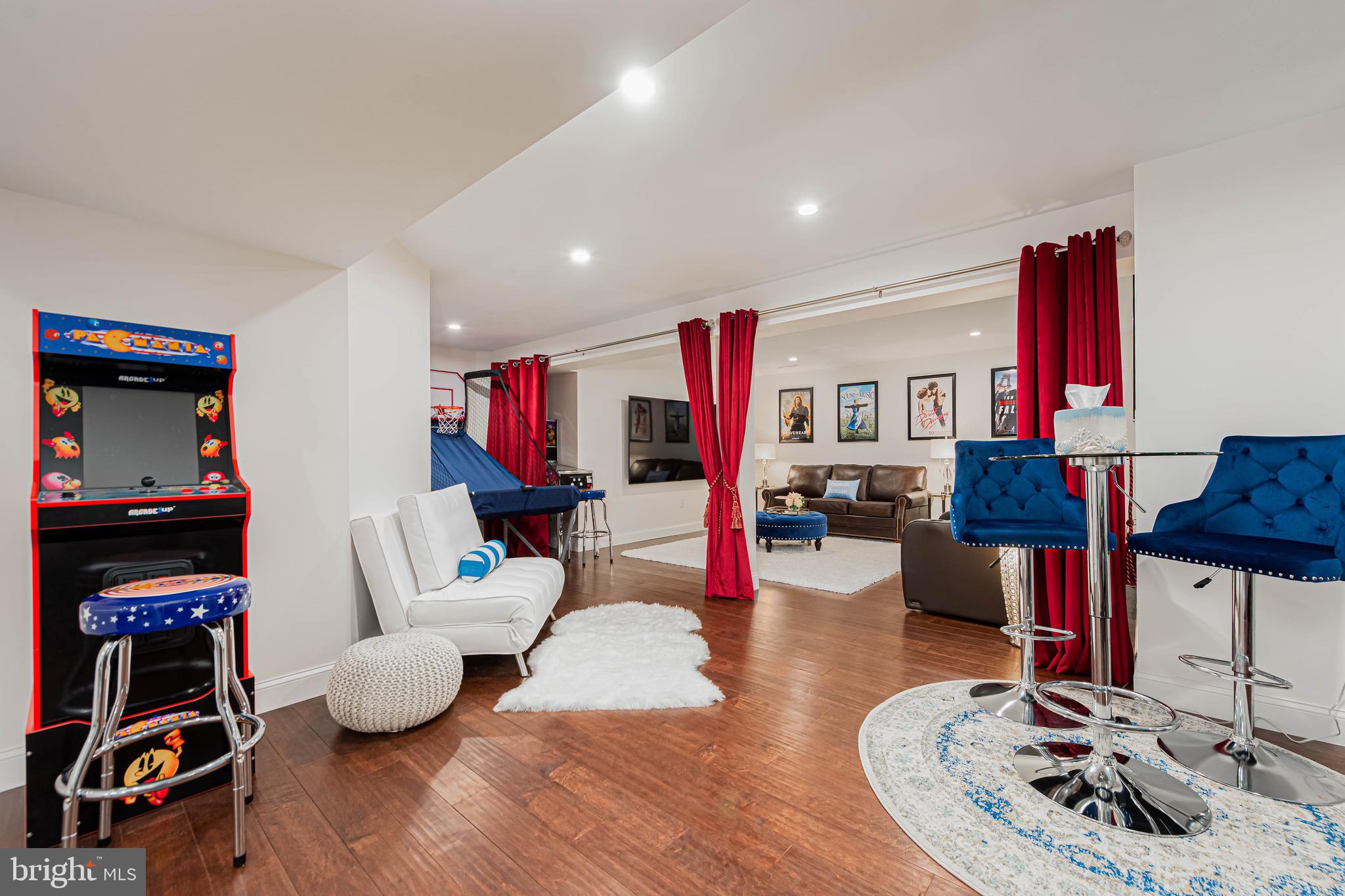 CEDAR GROVE - Residential