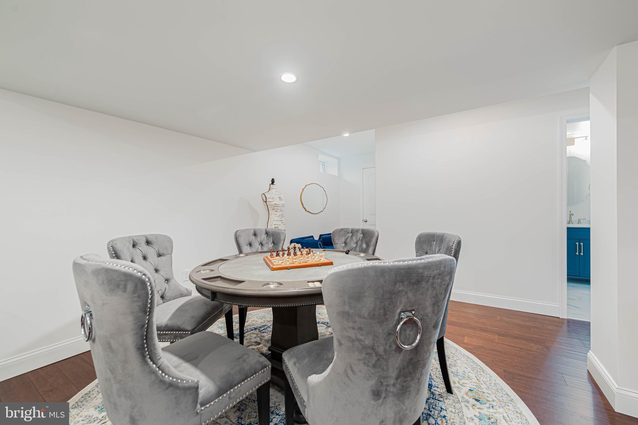 CEDAR GROVE - Residential