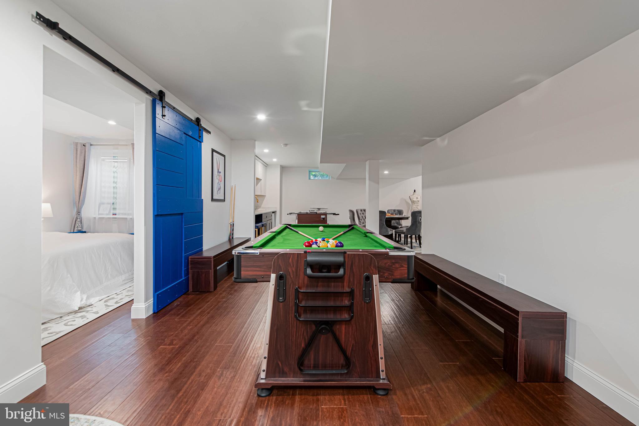 CEDAR GROVE - Residential