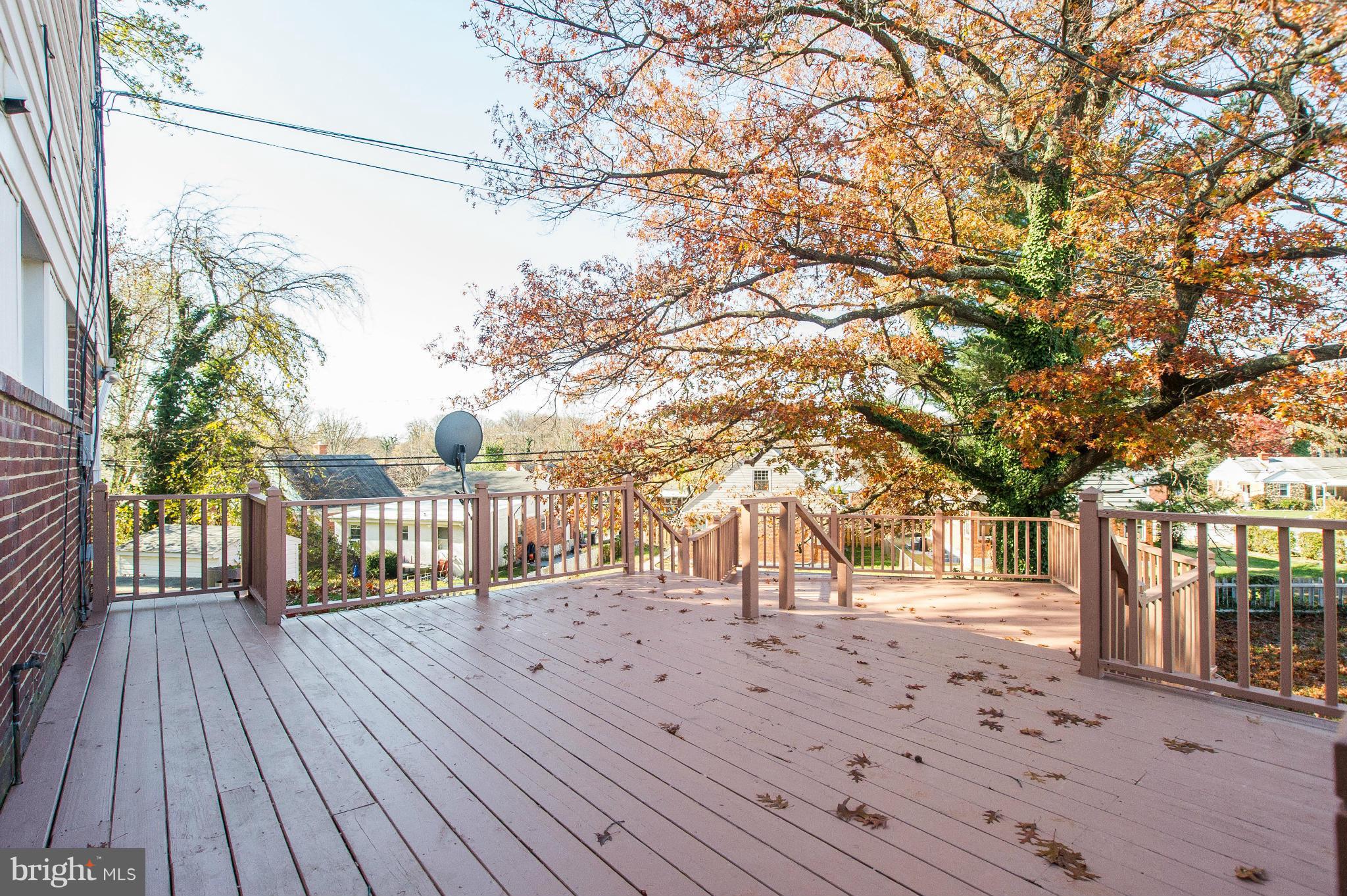 LAURAVILLE HISTORIC DISTRICT - Residential