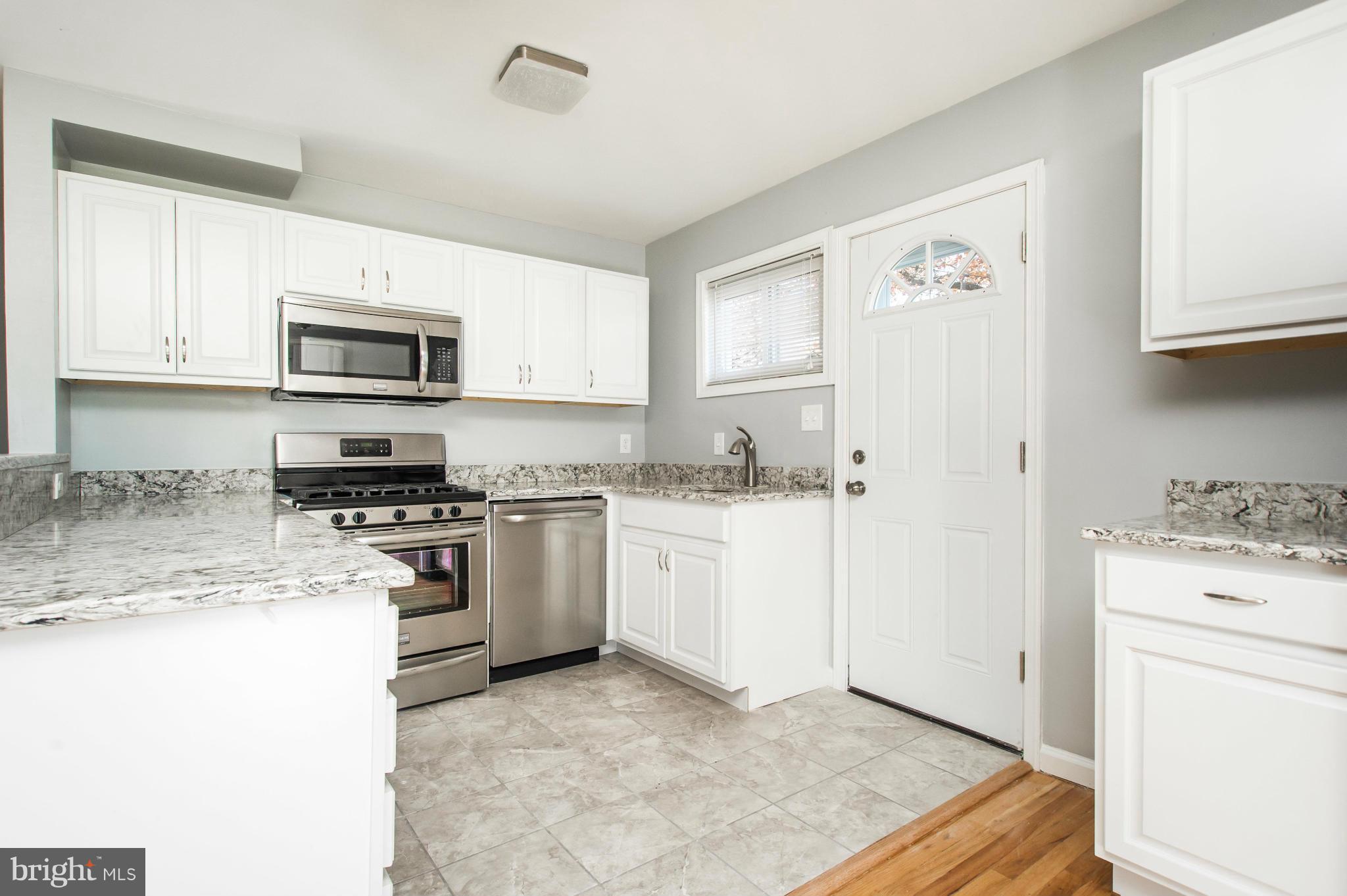 LAURAVILLE HISTORIC DISTRICT - Residential