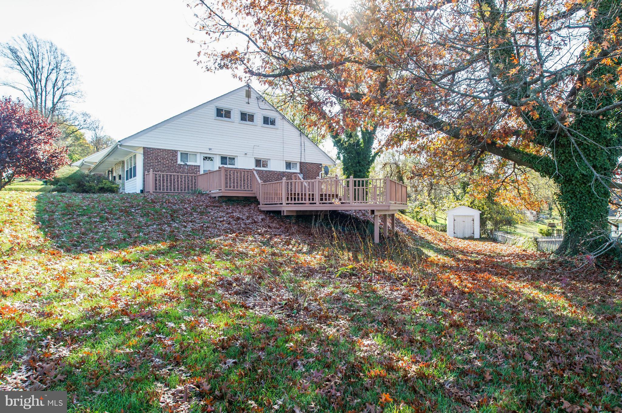 LAURAVILLE HISTORIC DISTRICT - Residential