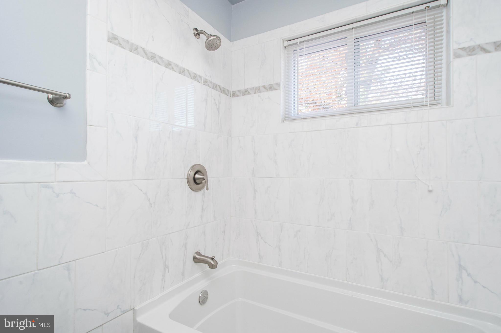 LAURAVILLE HISTORIC DISTRICT - Residential