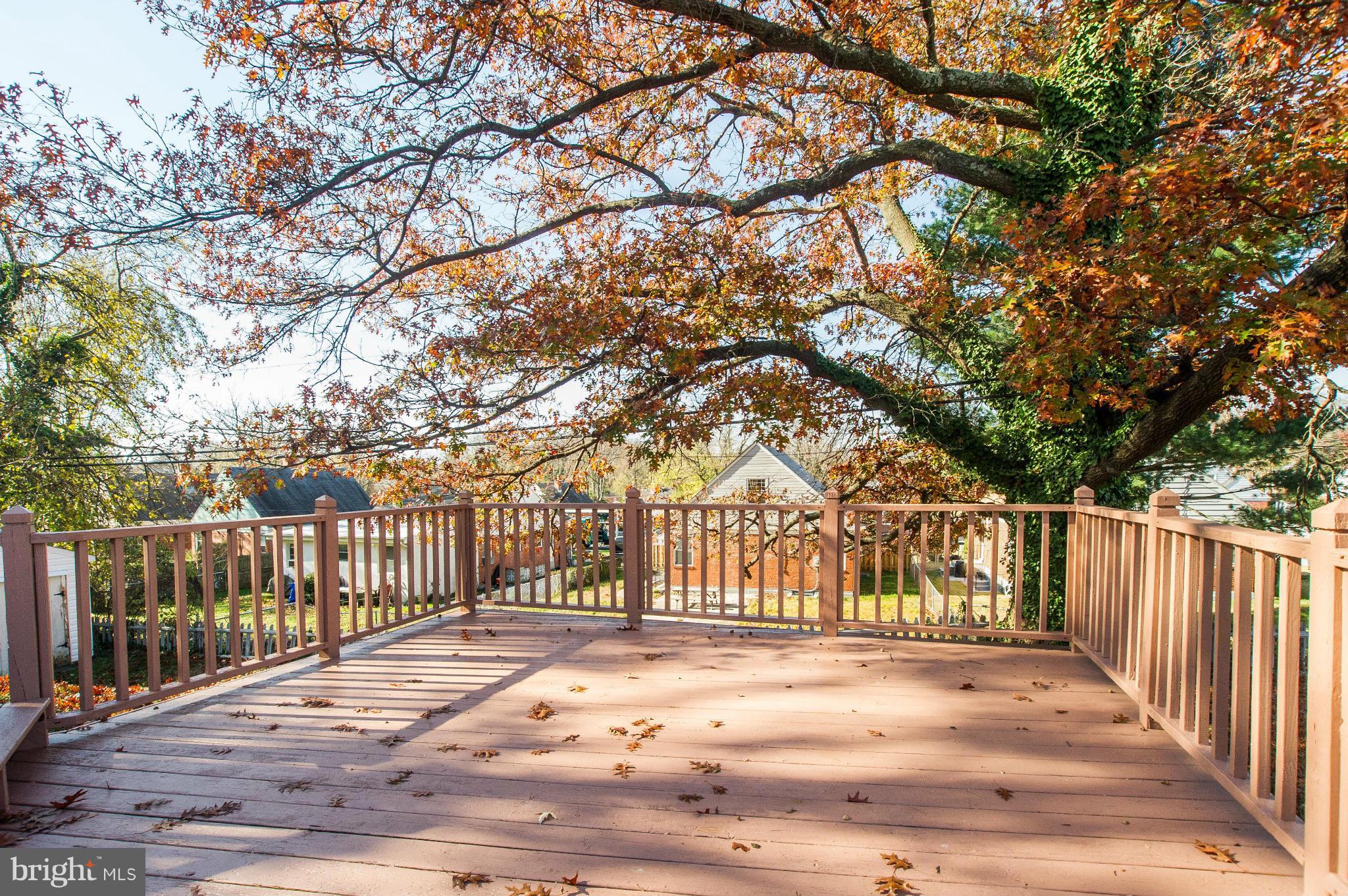 LAURAVILLE HISTORIC DISTRICT - Residential