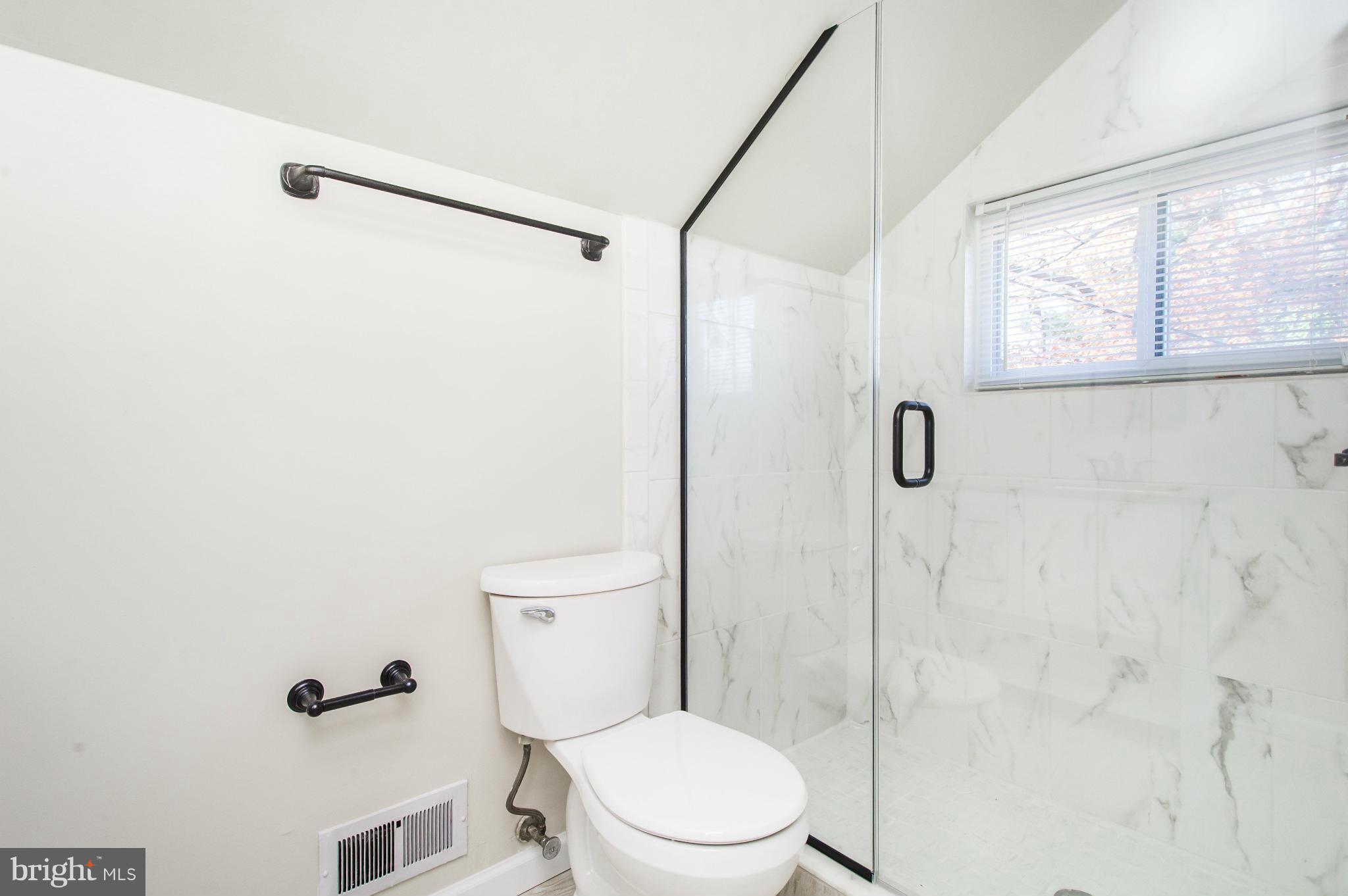 LAURAVILLE HISTORIC DISTRICT - Residential