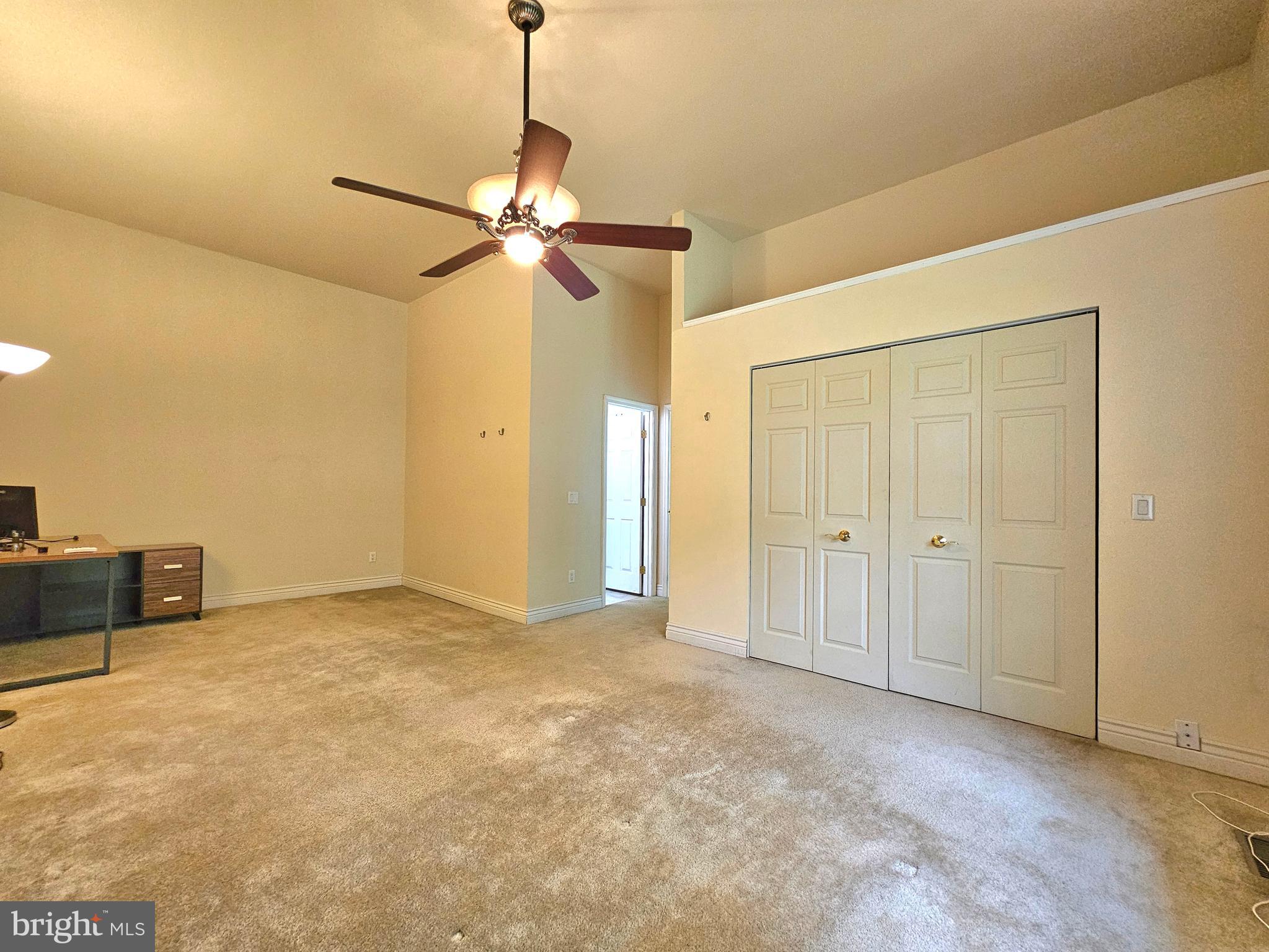 WOODFORD - Residential Lease