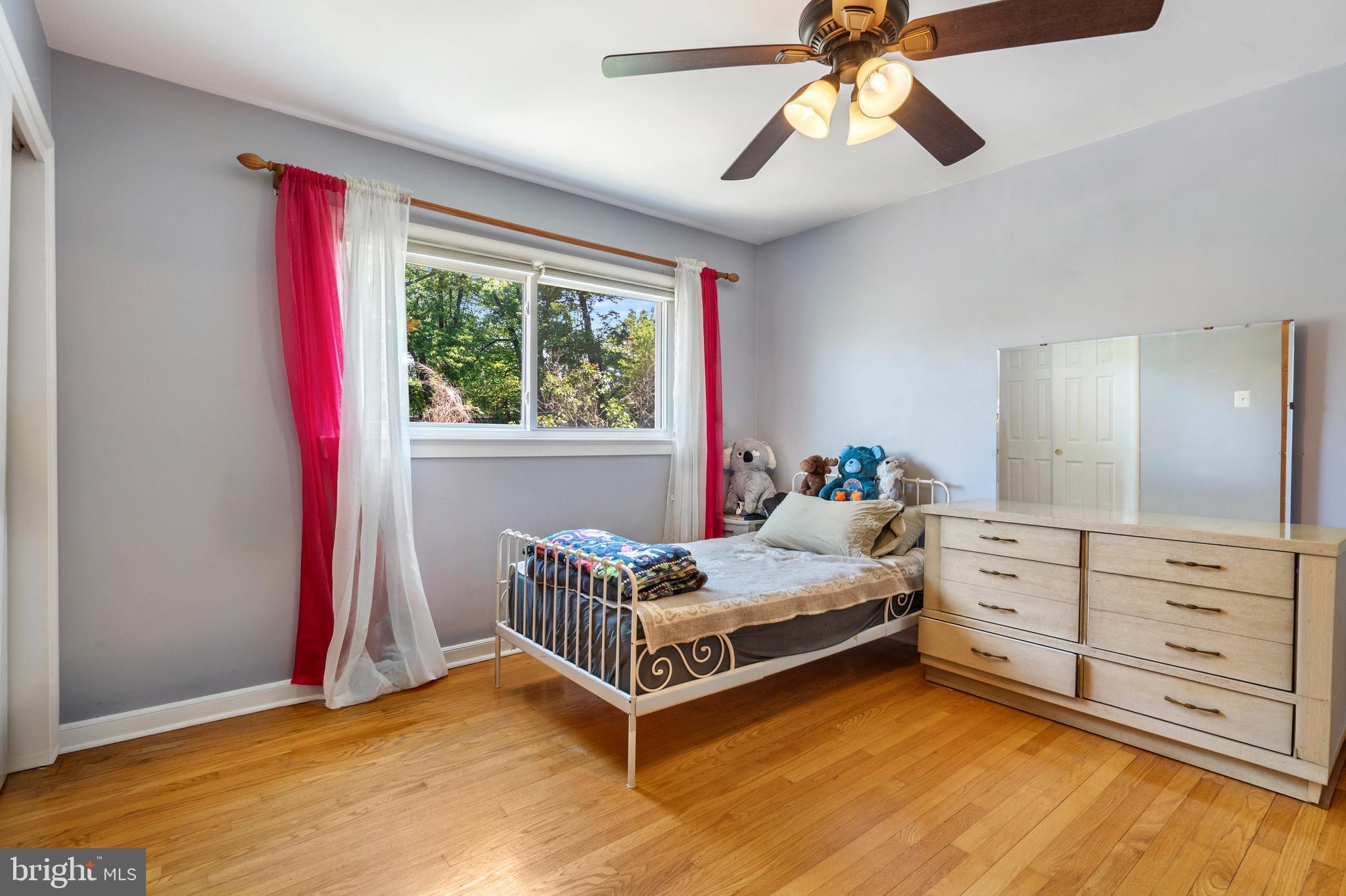 COLESVILLE MANOR - Residential