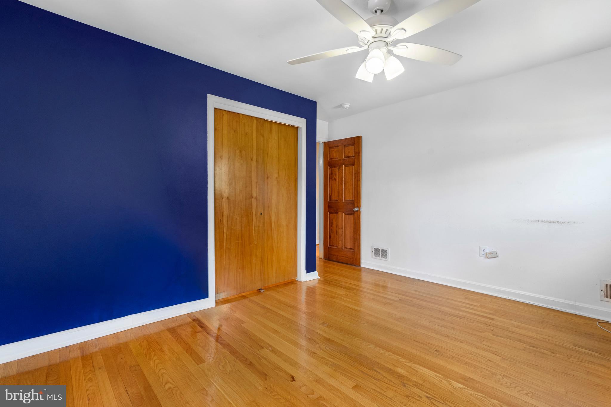 COLESVILLE MANOR - Residential