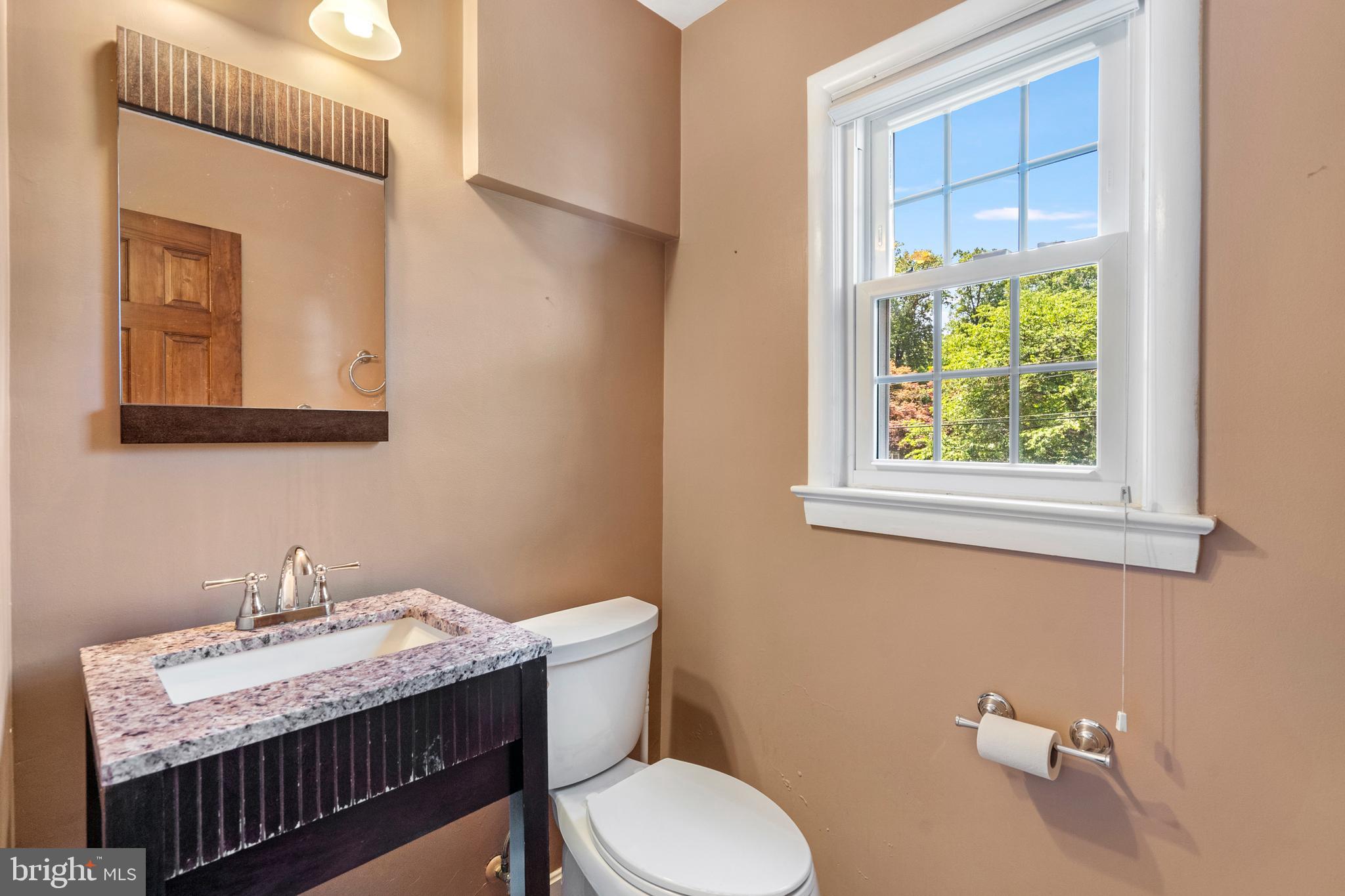 COLESVILLE MANOR - Residential