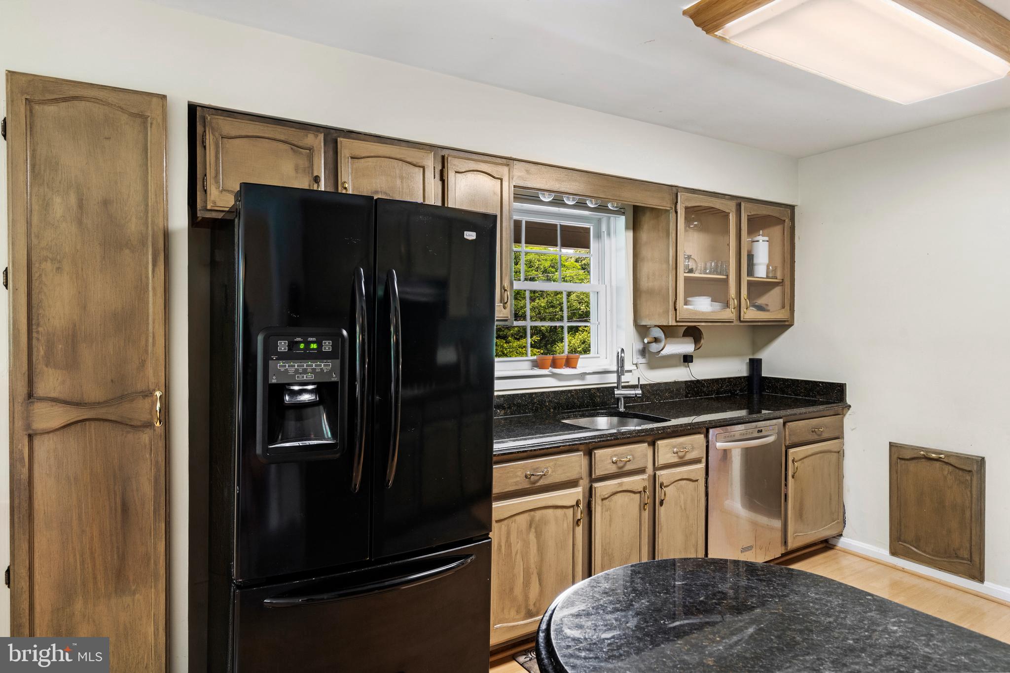 COLESVILLE MANOR - Residential