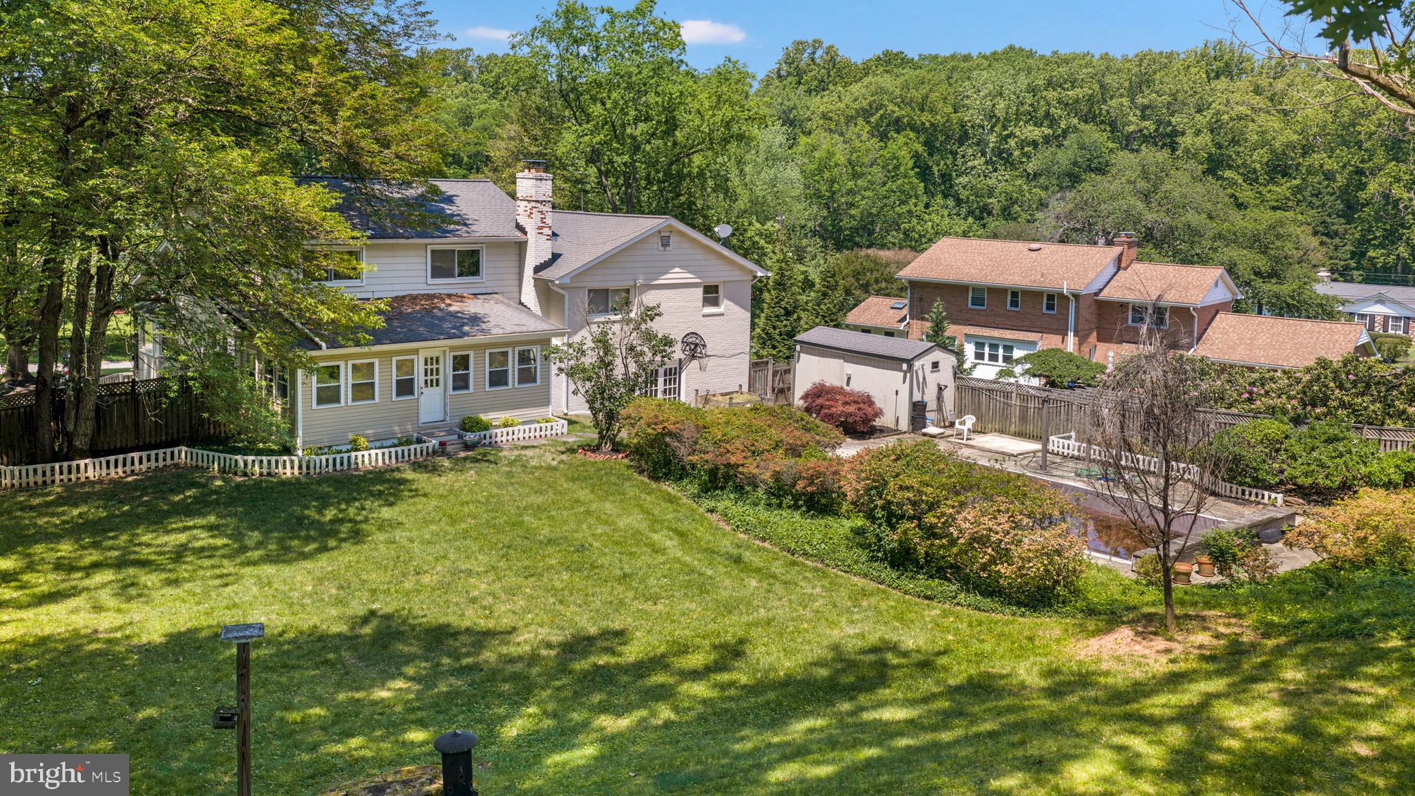 COLESVILLE MANOR - Residential