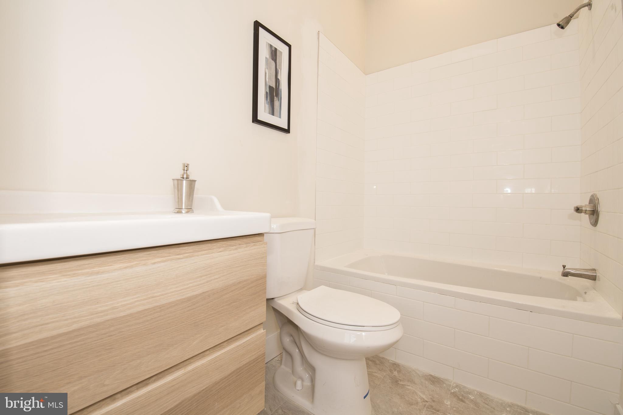 PHILADELPHIA (SOUTH) - Residential Lease