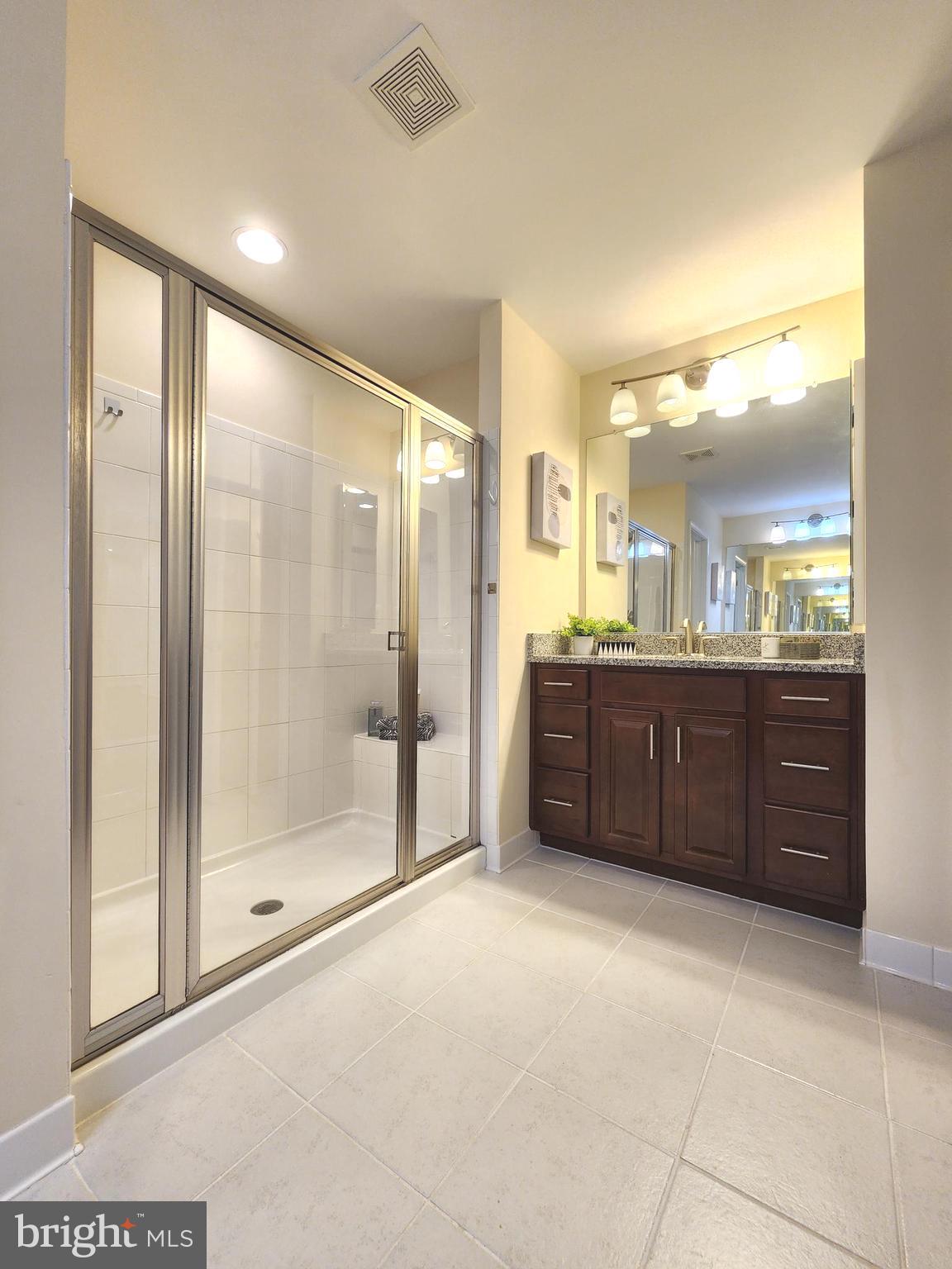 NORBORNE GLEBE - Residential