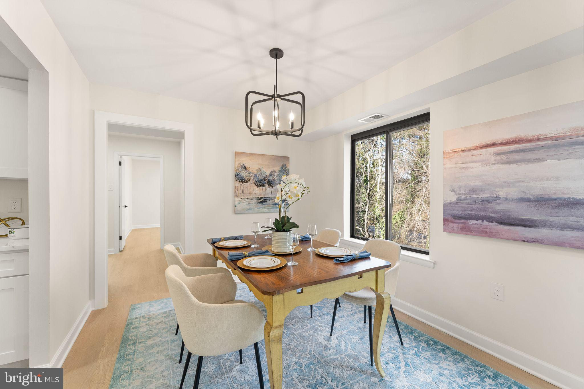 COUNTRY CLUB GREEN - Residential