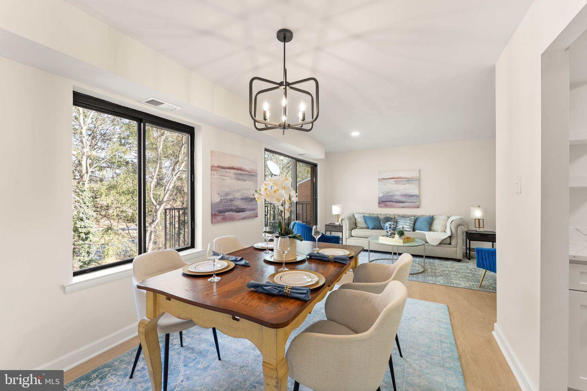 COUNTRY CLUB GREEN - Residential