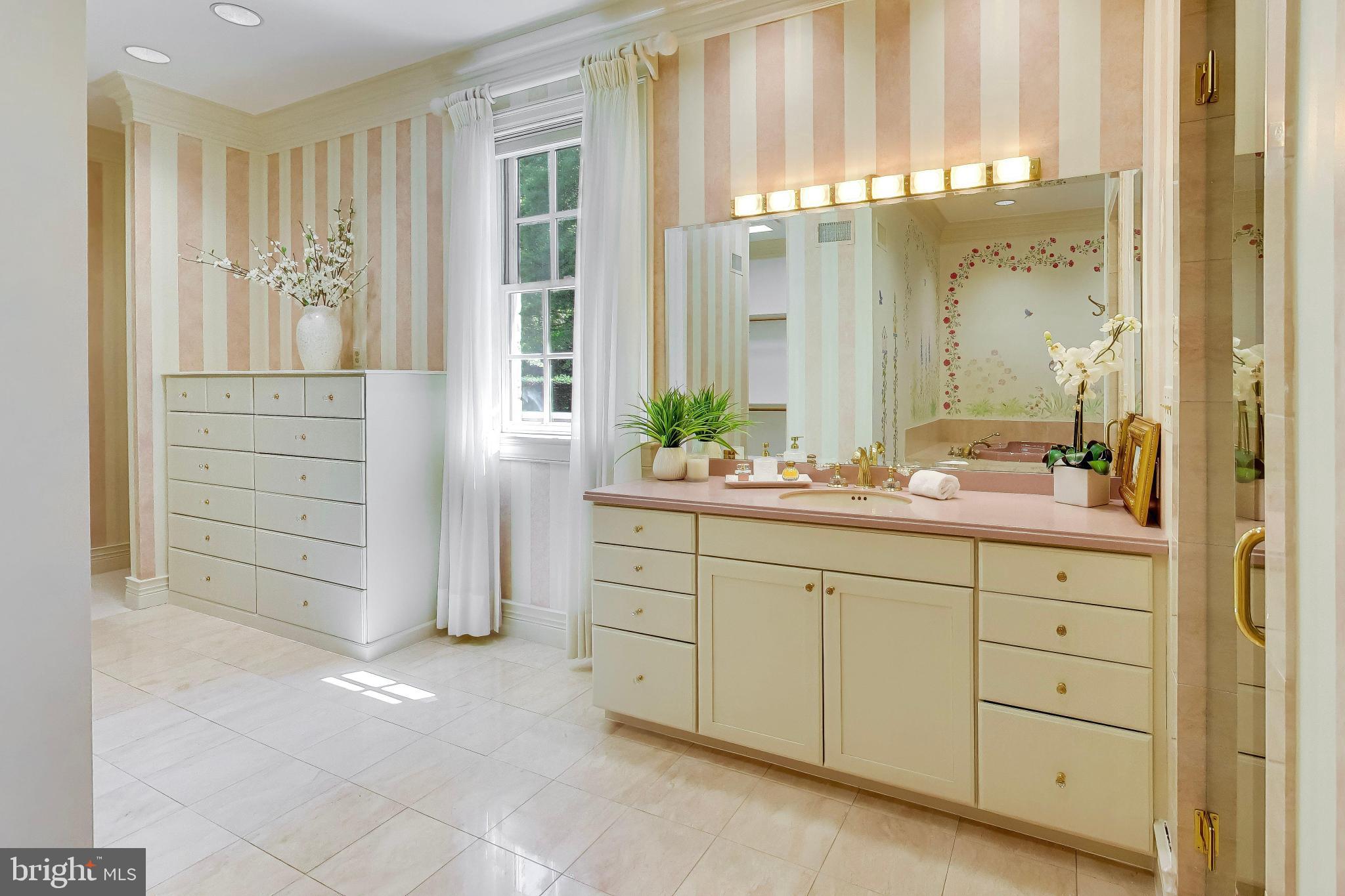 BRADLEY FARMS - Residential