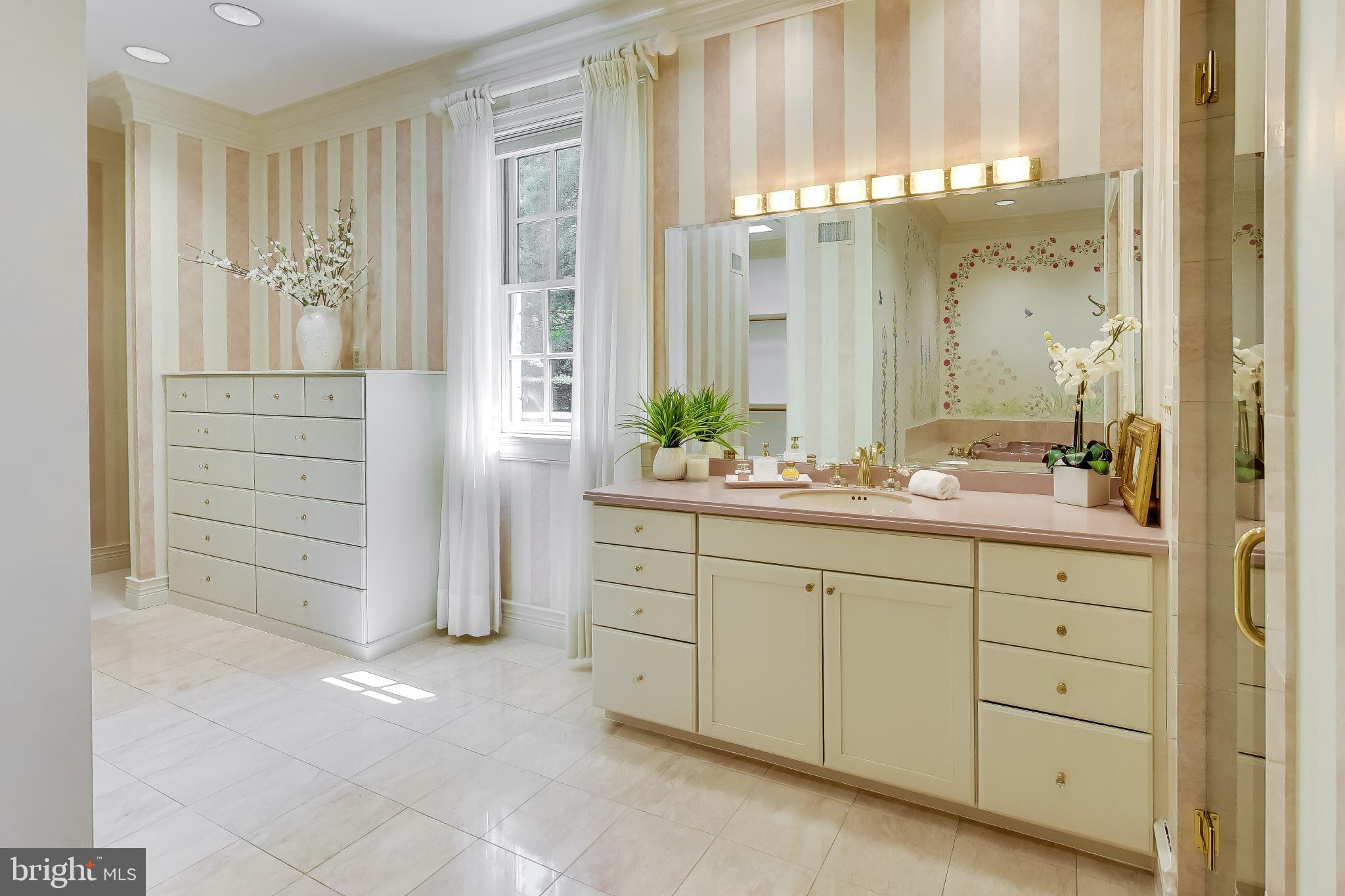 BRADLEY FARMS - Residential