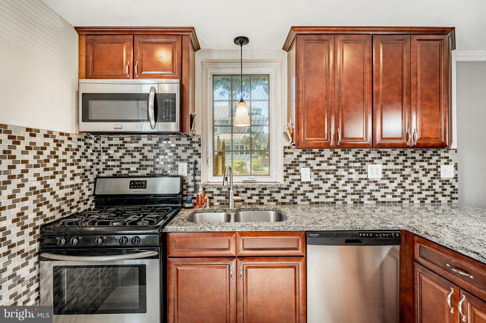 DREXEL PLAZA - Residential