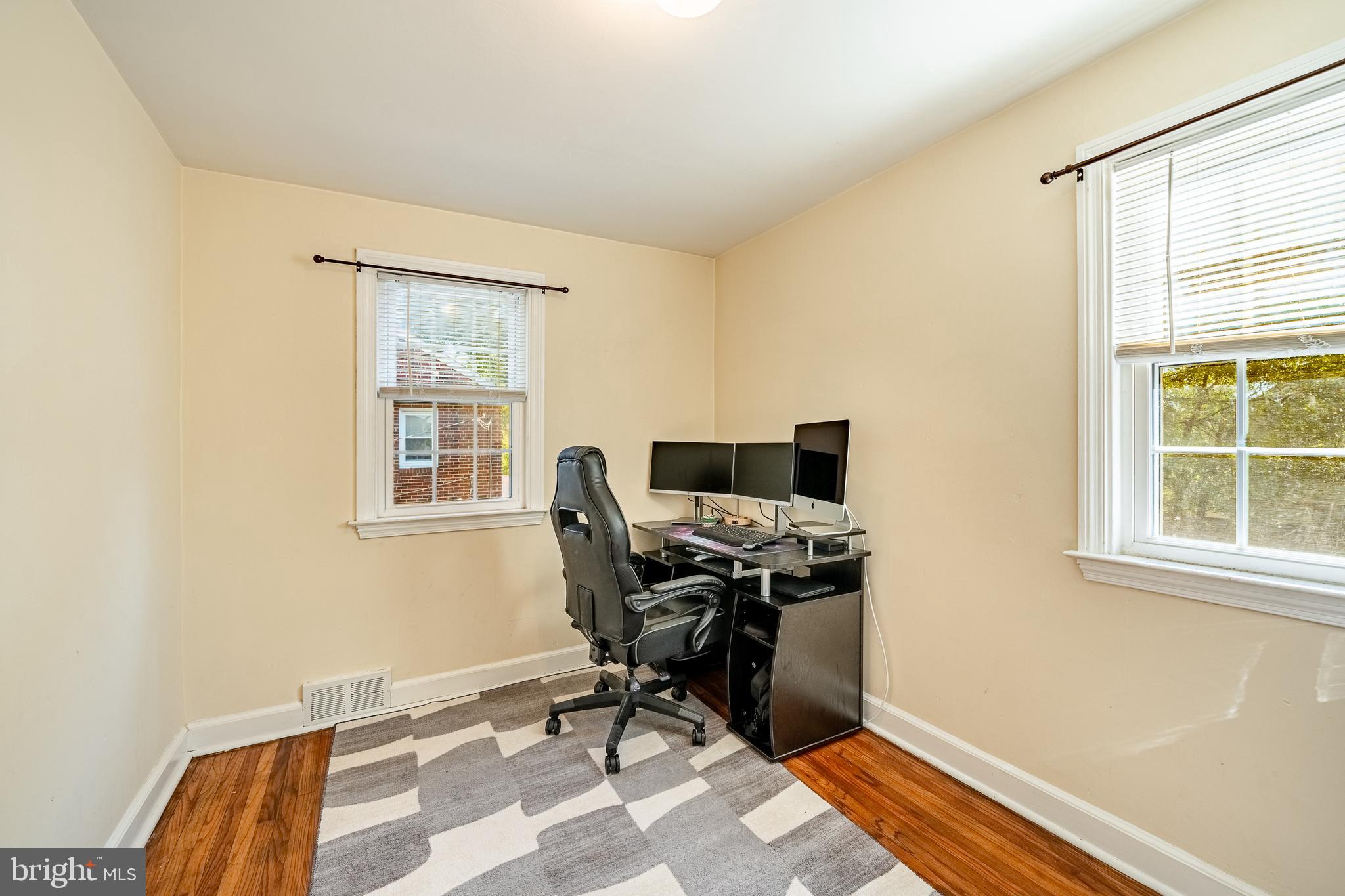 DREXEL PLAZA - Residential