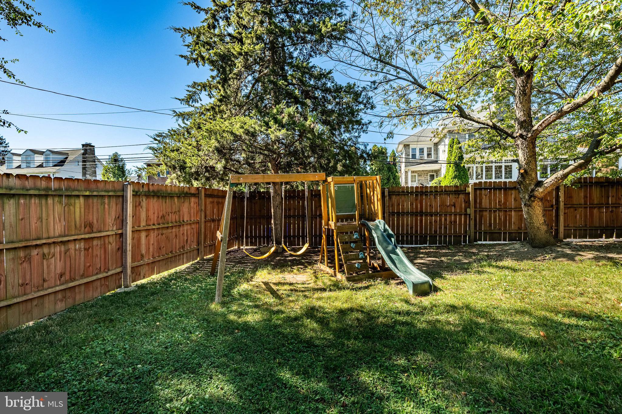 DREXEL PLAZA - Residential