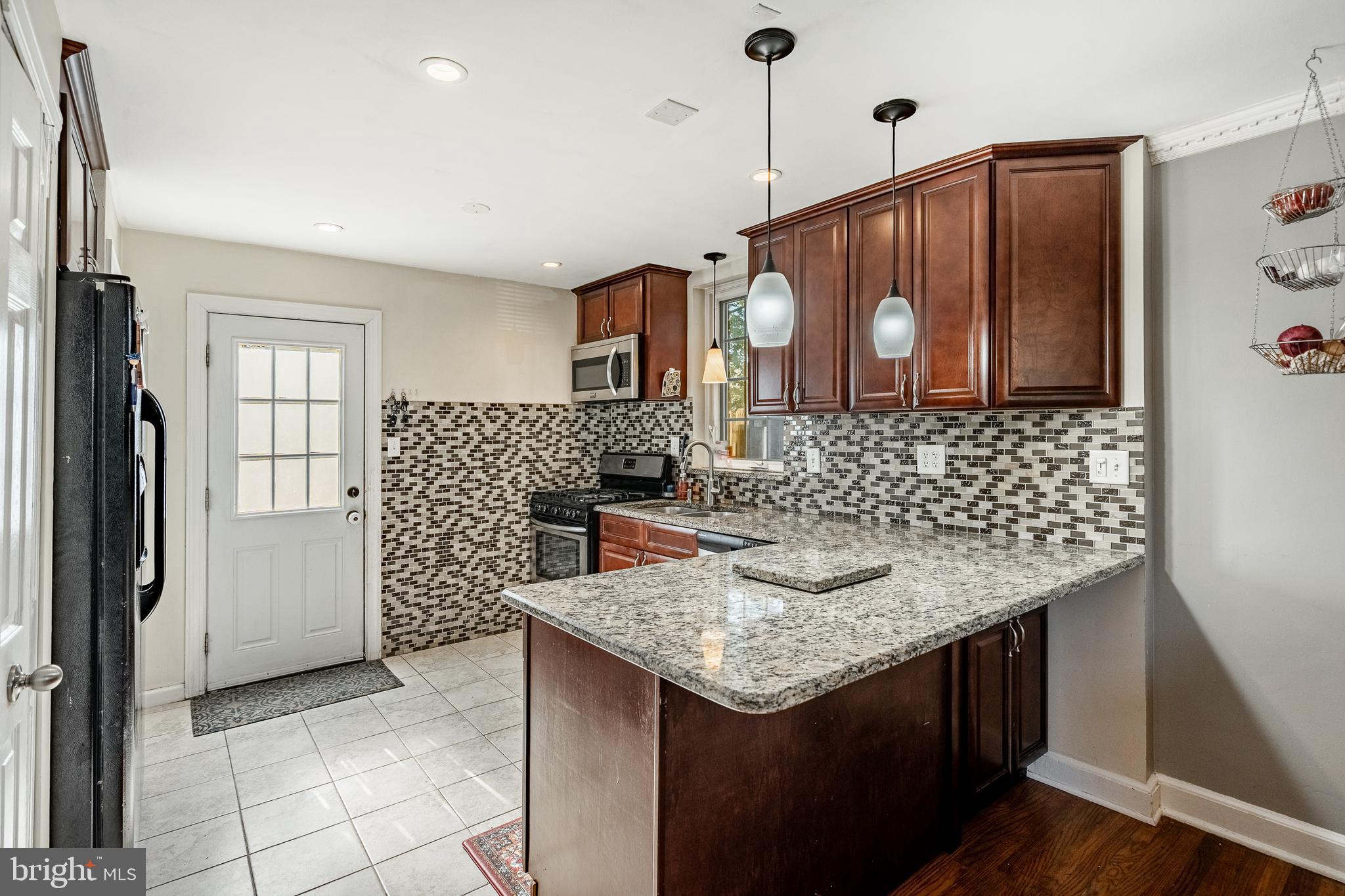 DREXEL PLAZA - Residential