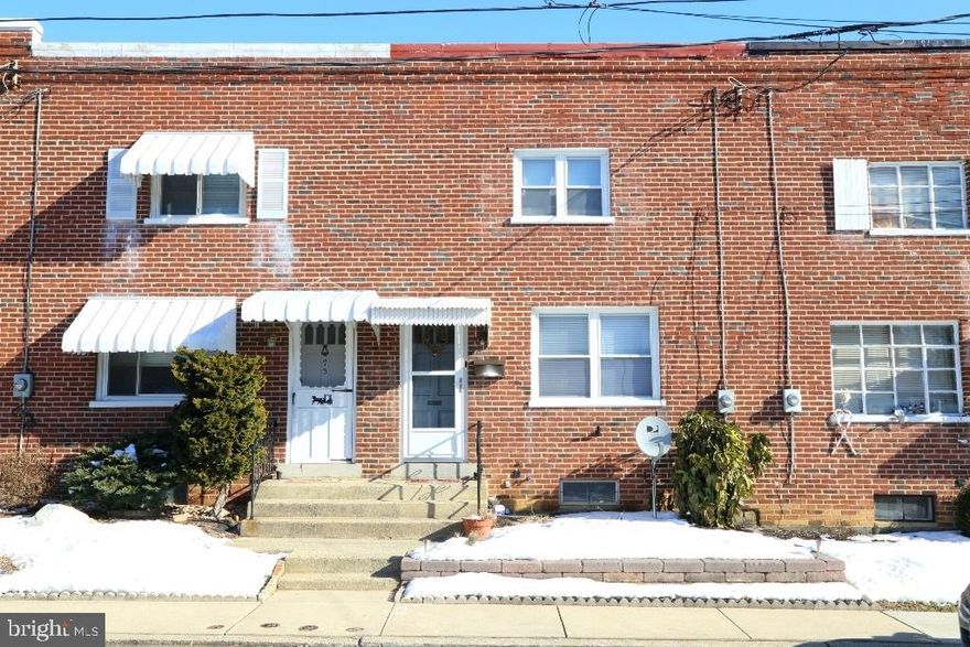 Shining and Spotless!  Better Homes & Gardens would love this, fresh paint, new flooring, newer windows, storm doors, appliances and more, bring your white gloves.